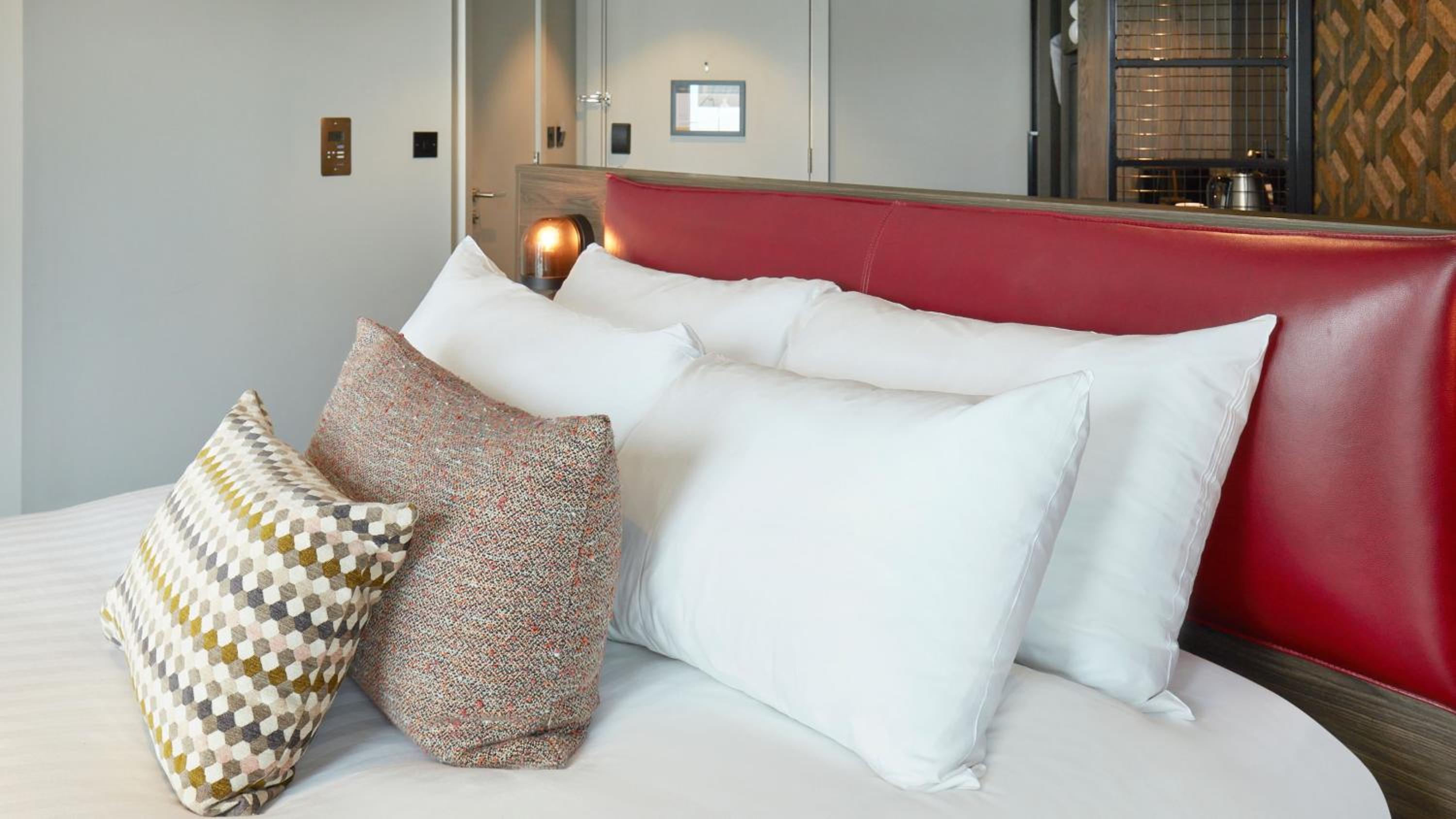 Standard Queen Room - Photo 4