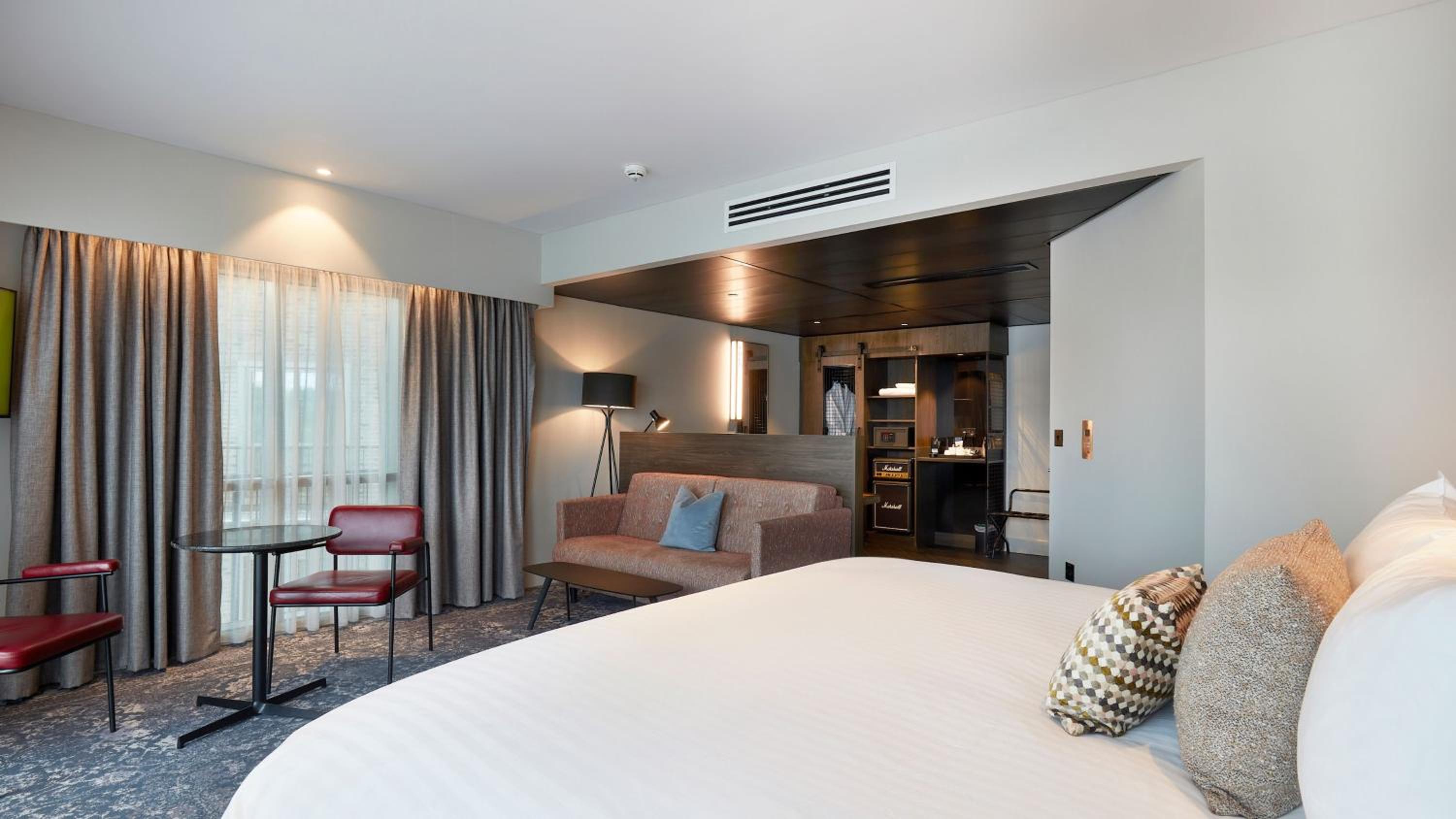 King Suite - Photo 9