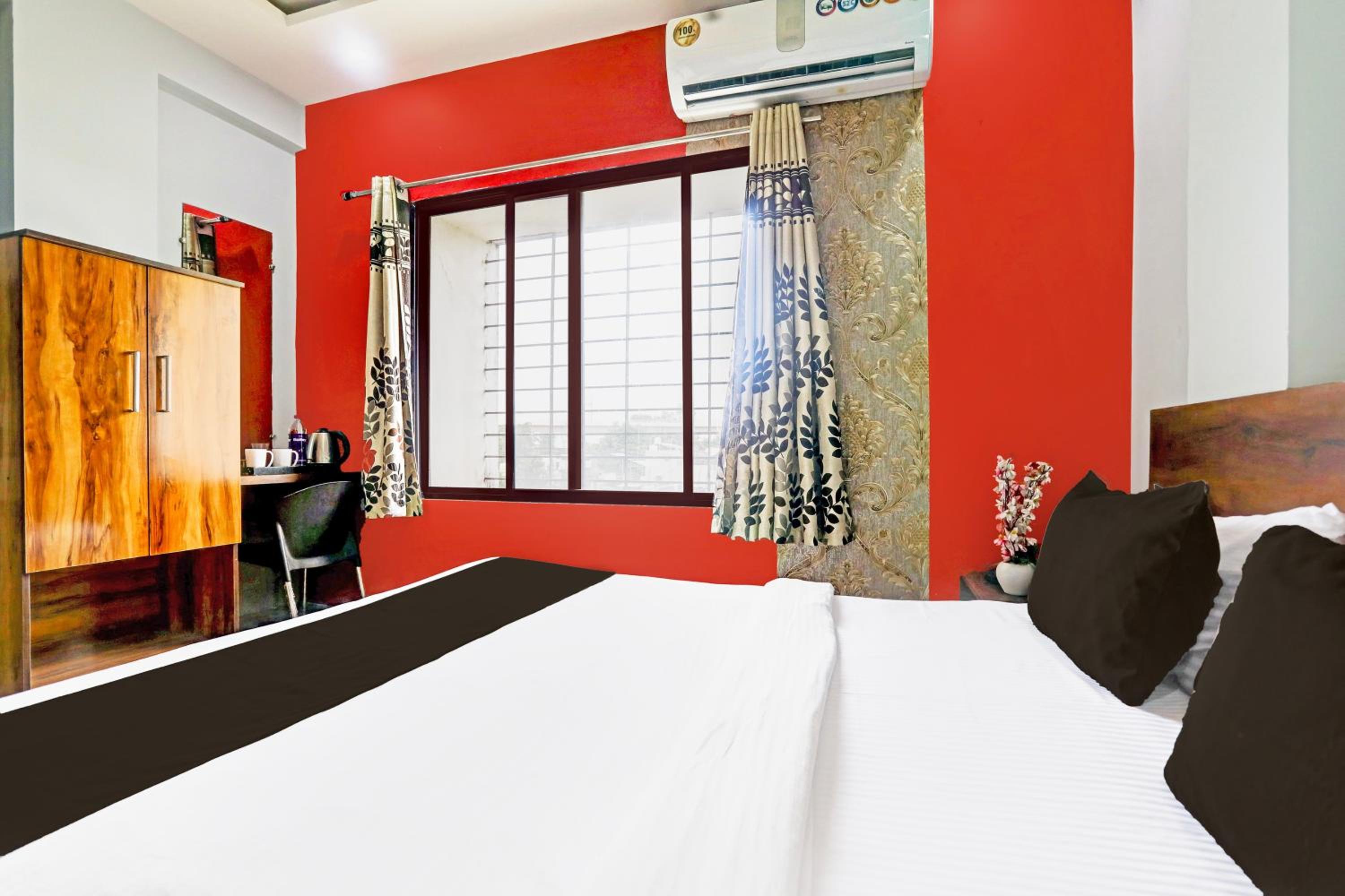 Classic Triple Room photo 1