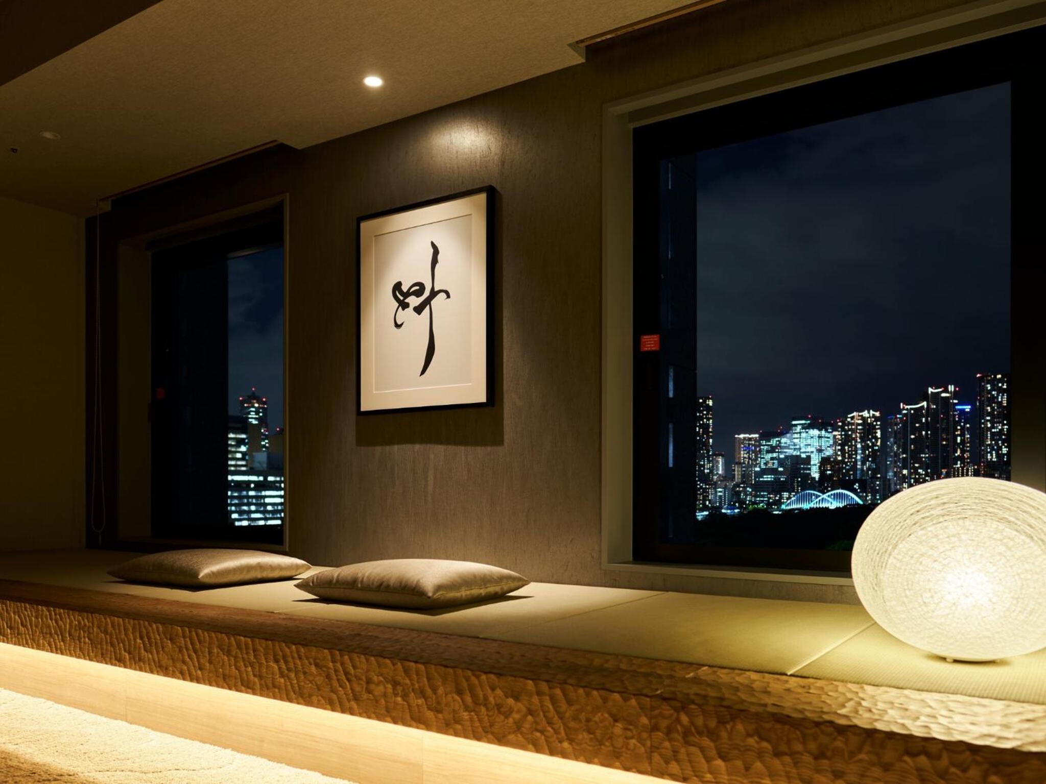 Executive Twin Room (60sqm) Separate bath and toilet with Tatami Area - Non-Smoking photo 3