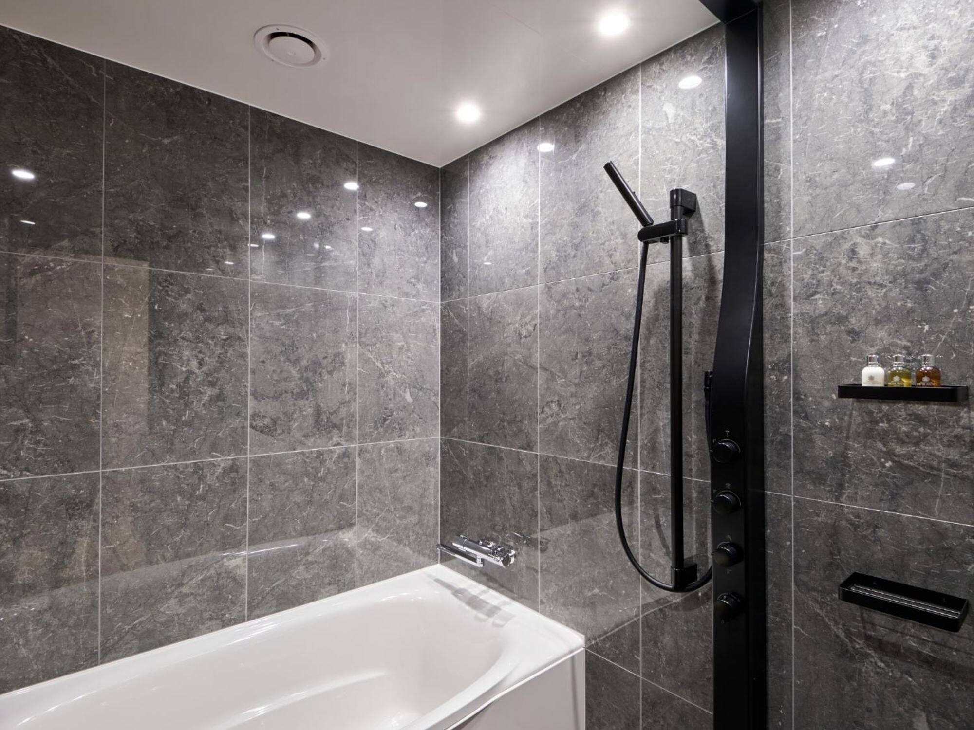 Executive King Room (60sqm) Separate bath and toilet with Tatami Area - Non-Smoking photo 3