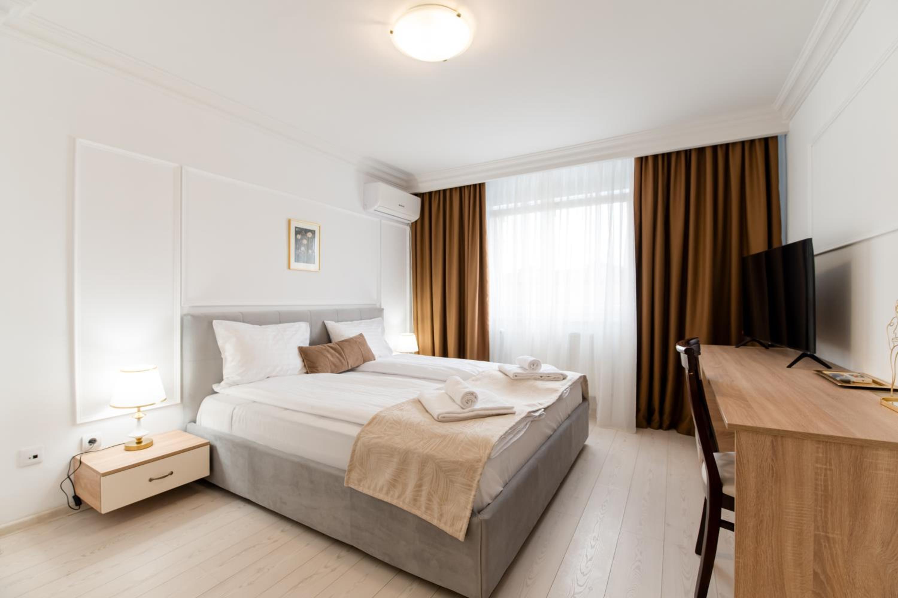 Superior King Room - Photo 50