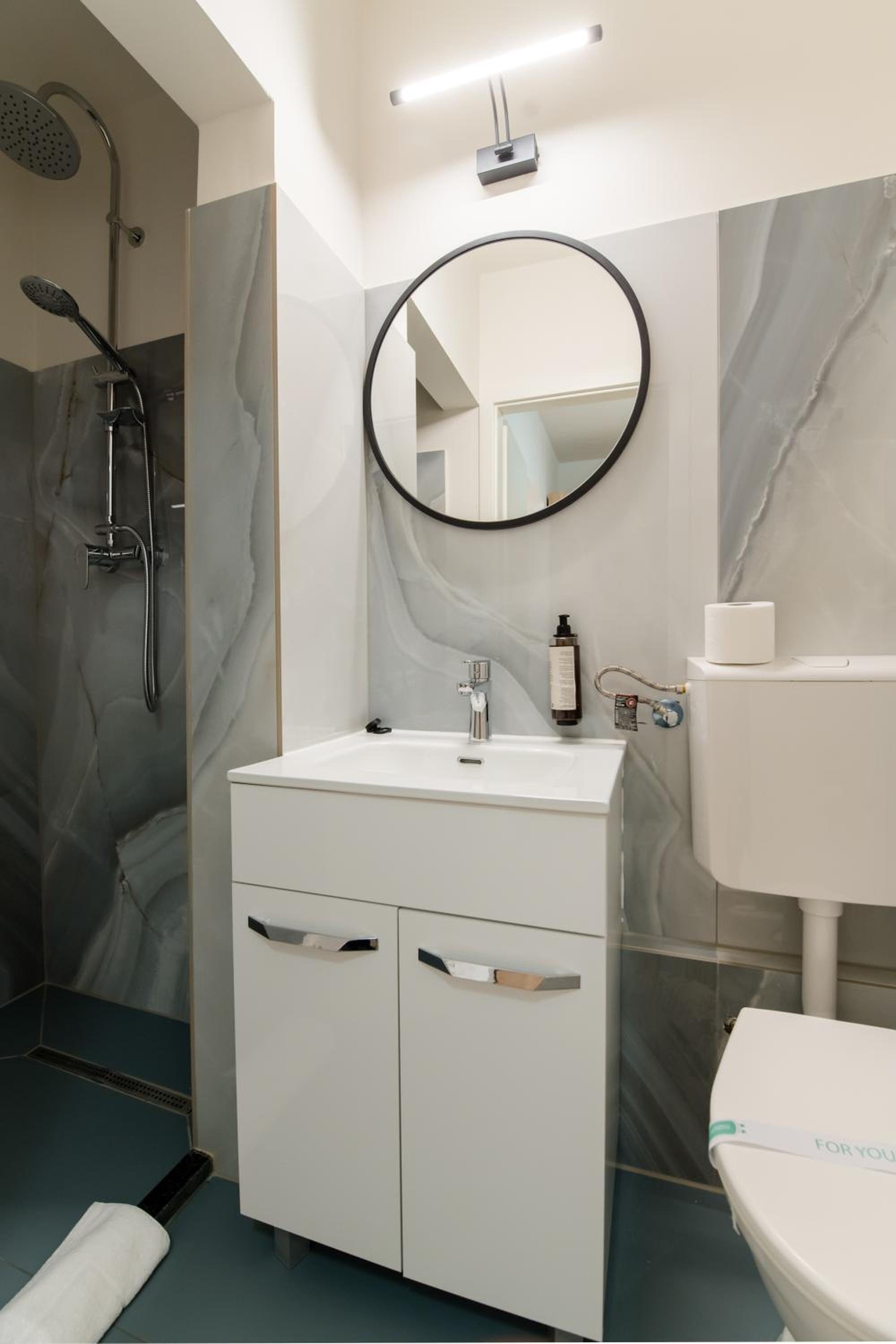 Superior King Room - Photo 39