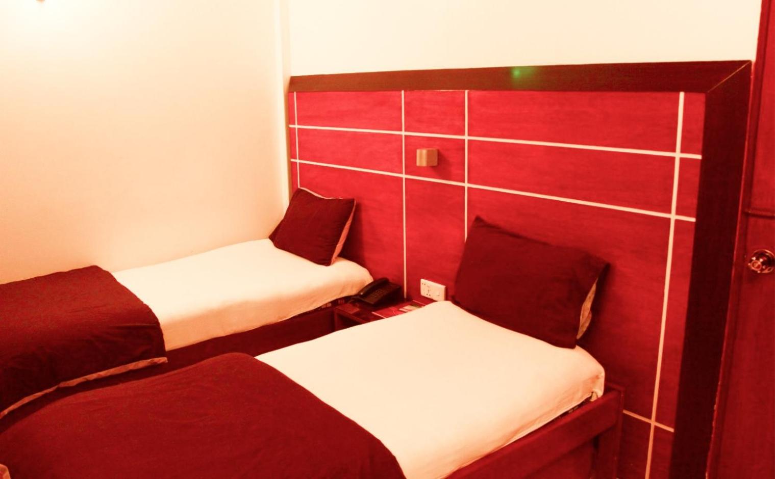 Standard Twin Room