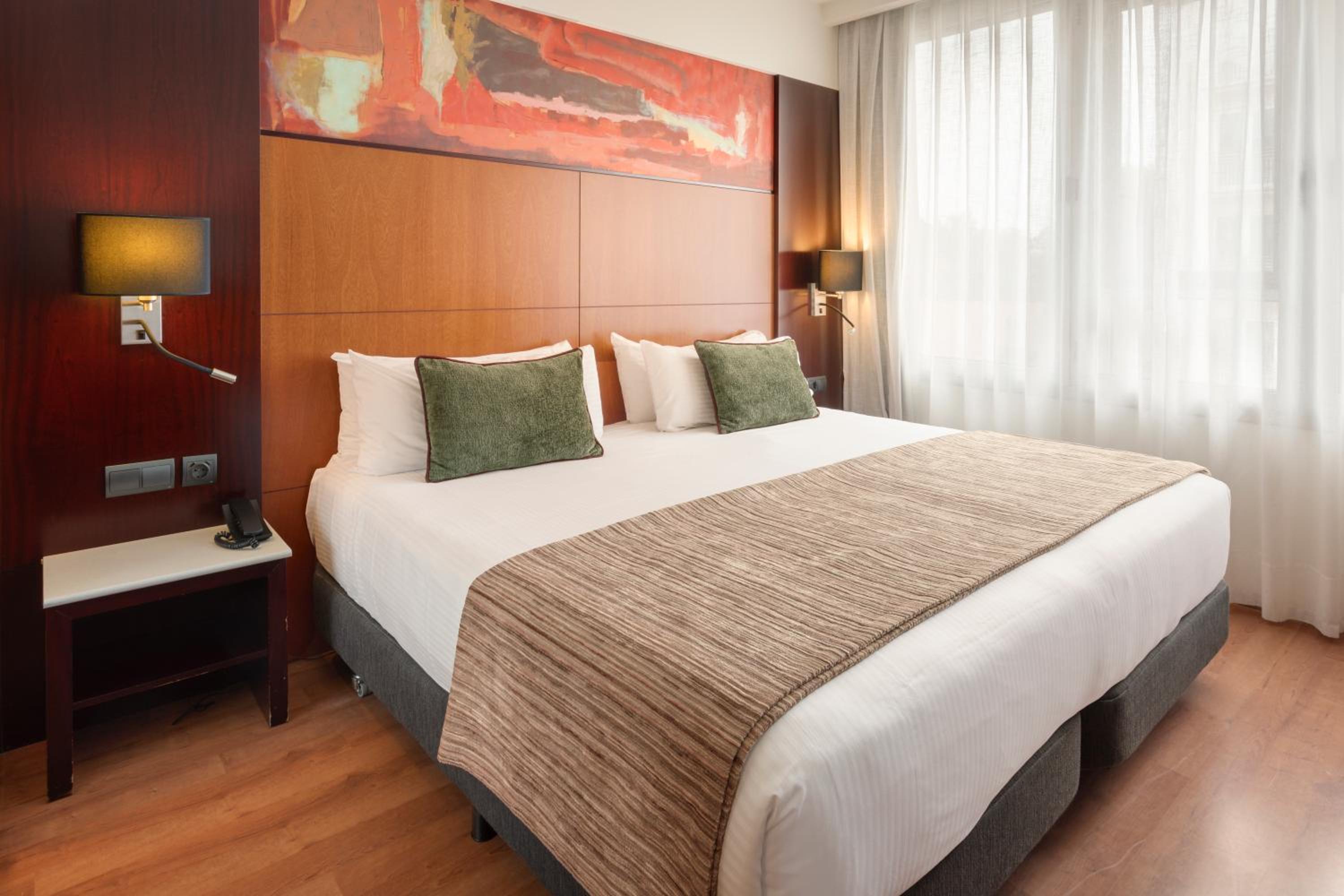 Standard Double Room - Photo 1