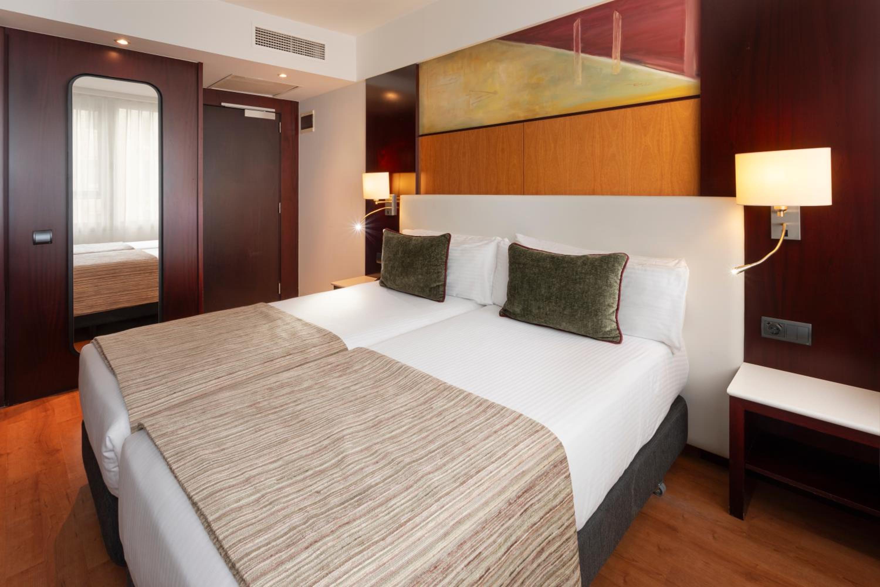Premium Triple Room photo 2