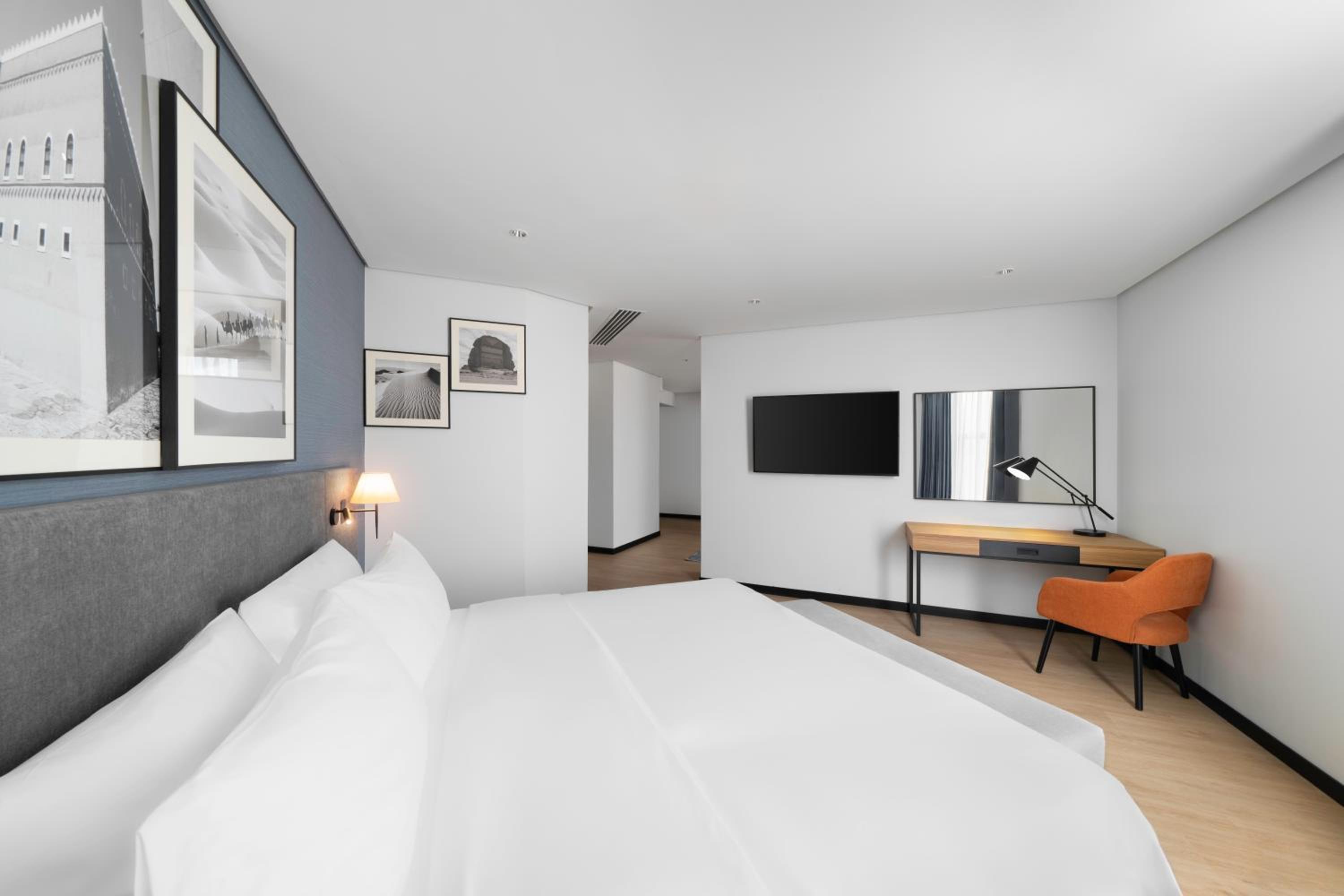Suite One Bedroom - Traditional