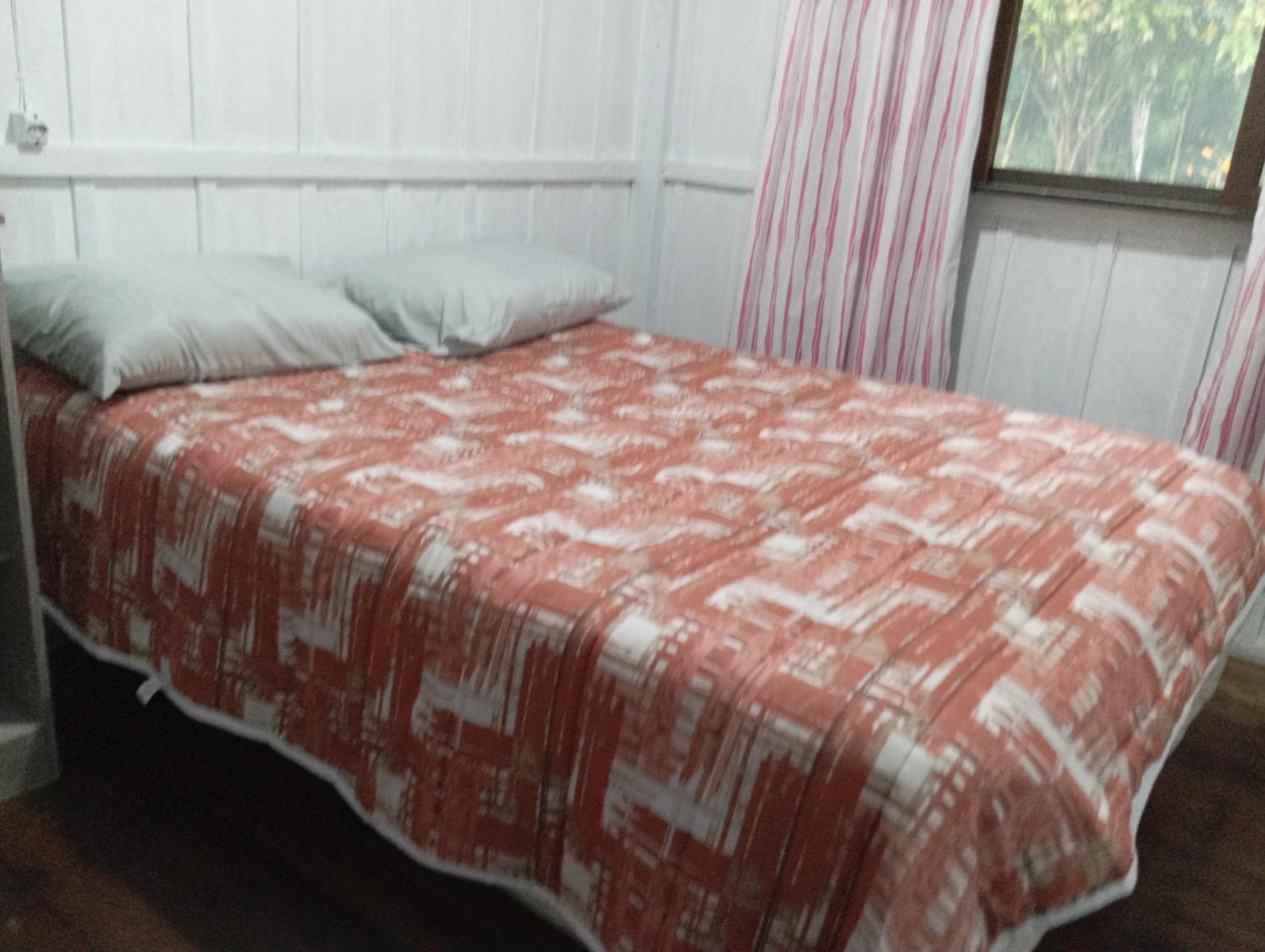 One-Bedroom House photo 1
