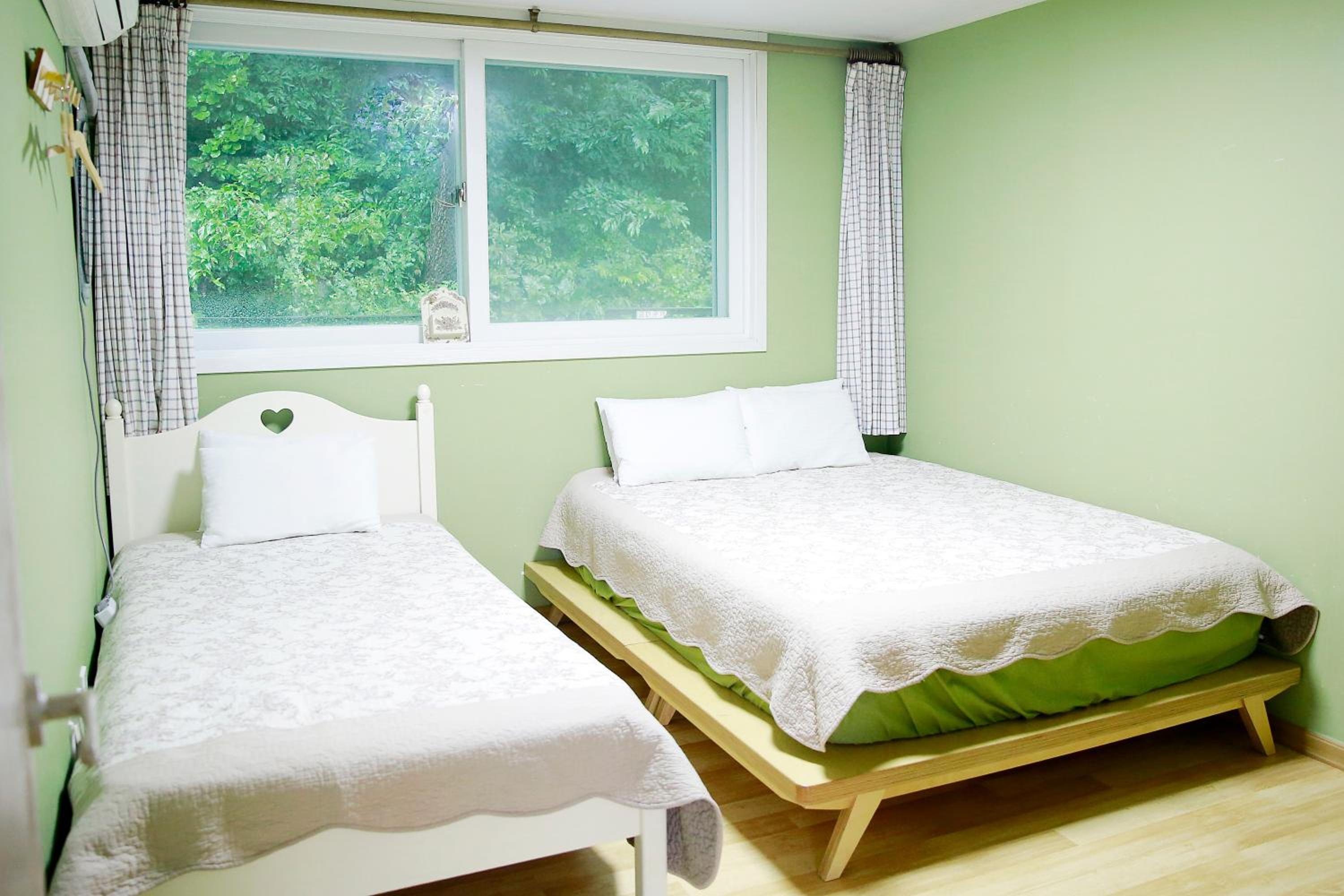 Quadruple Room photo 1