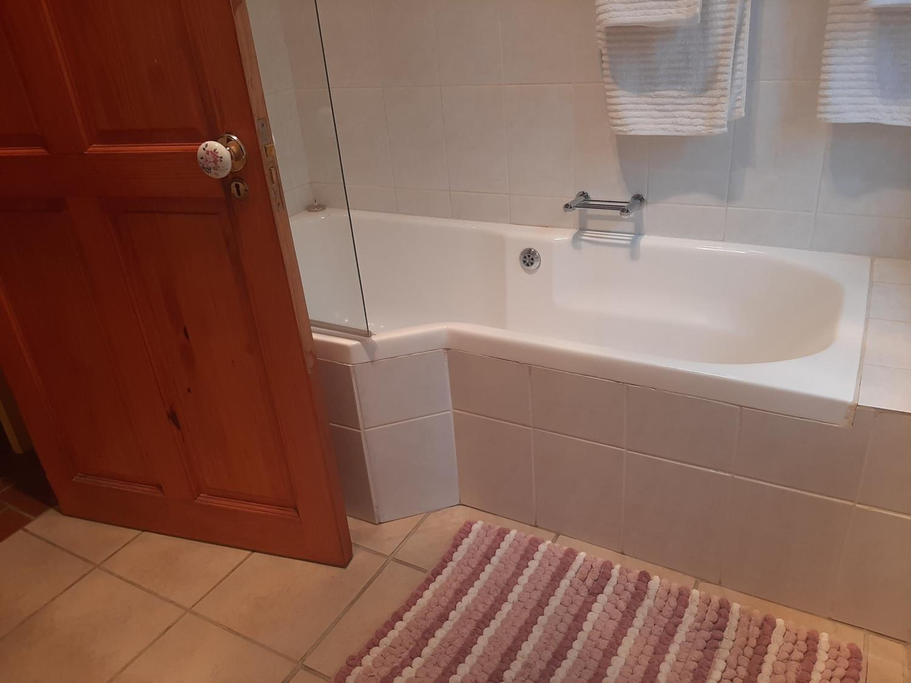 Standard Twin Room - Photo 43