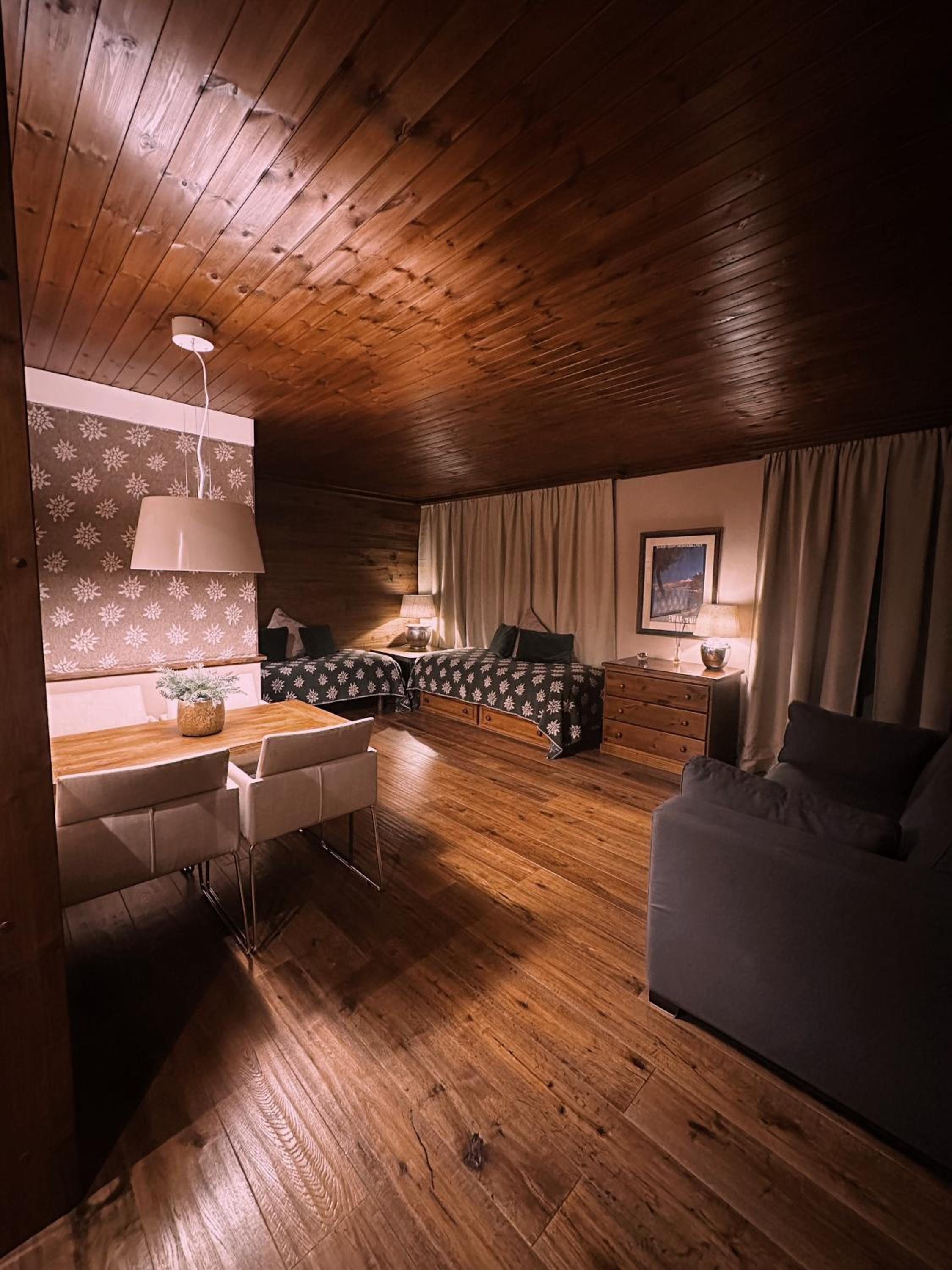 Suite photo 1