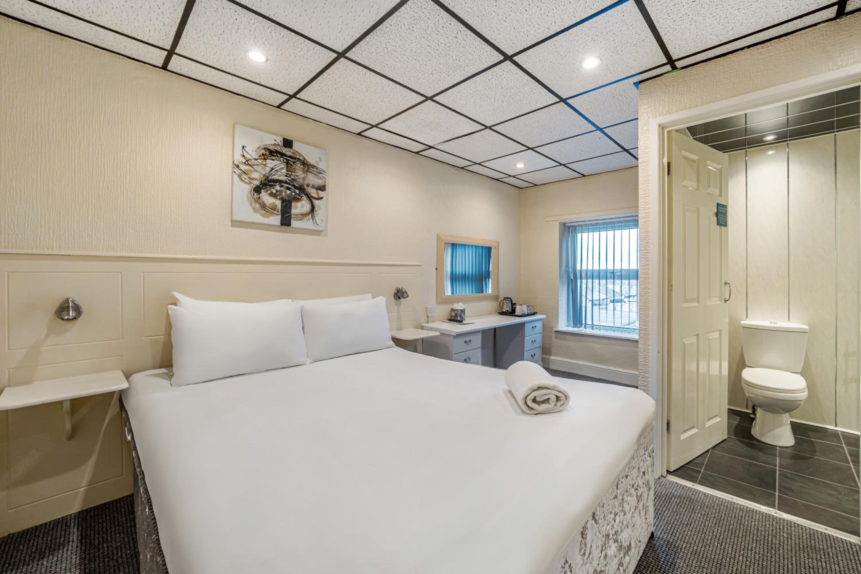 Standard Double Room - Photo 1