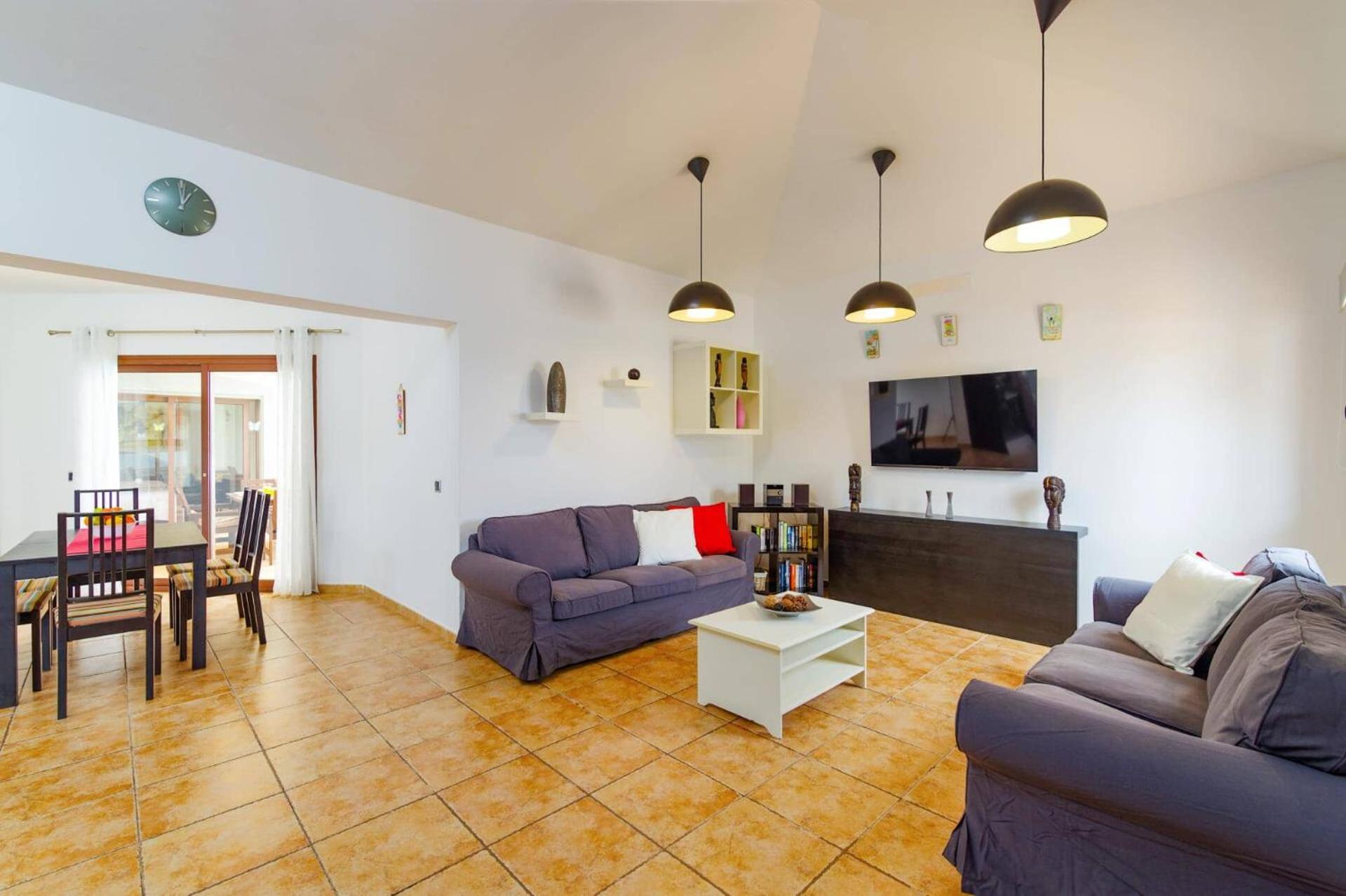 Villa de Tres Habitaciones