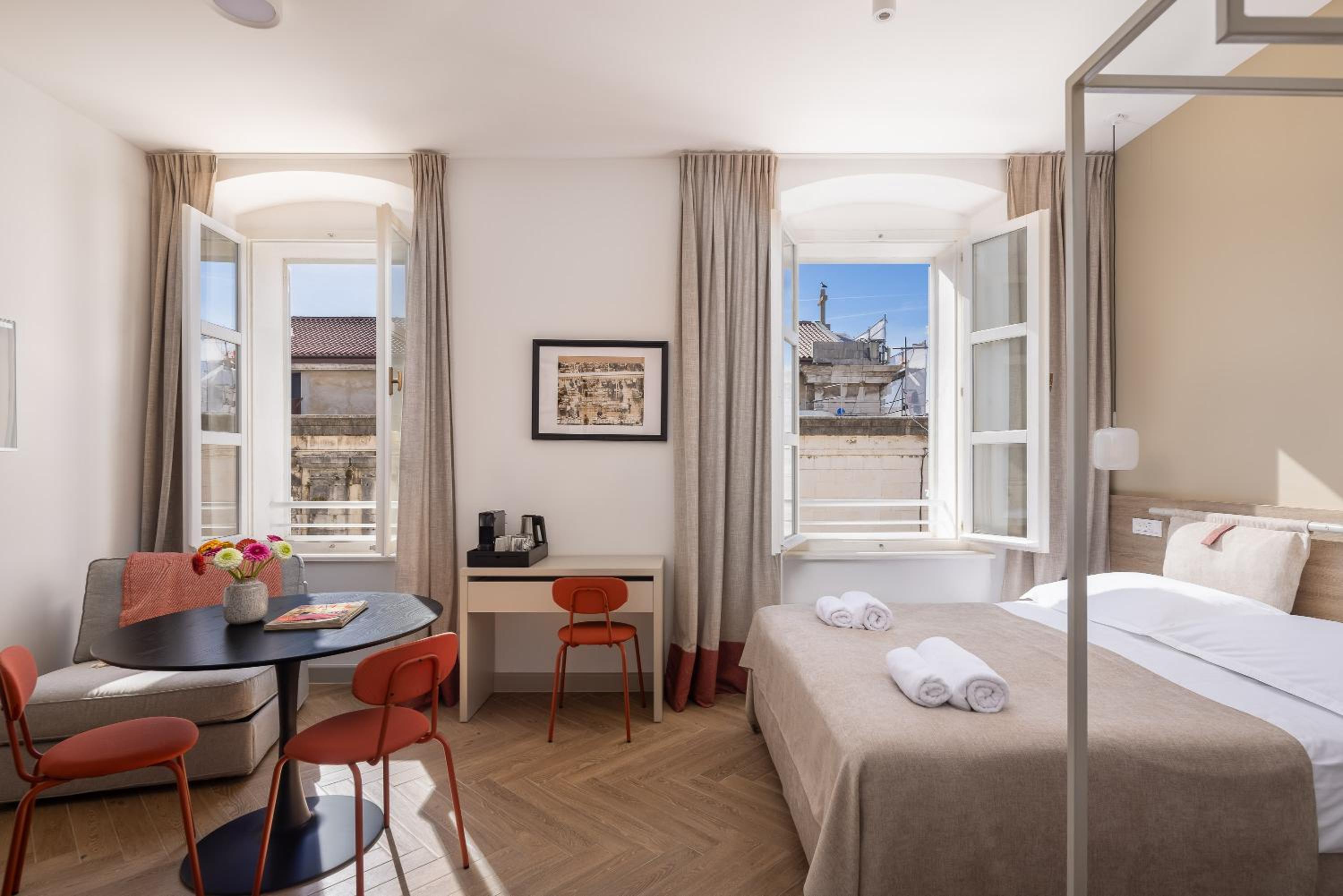 Suite with City View photo 1