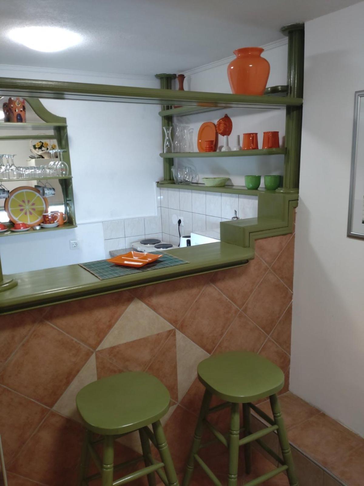 Studio Apartment - Photo 19