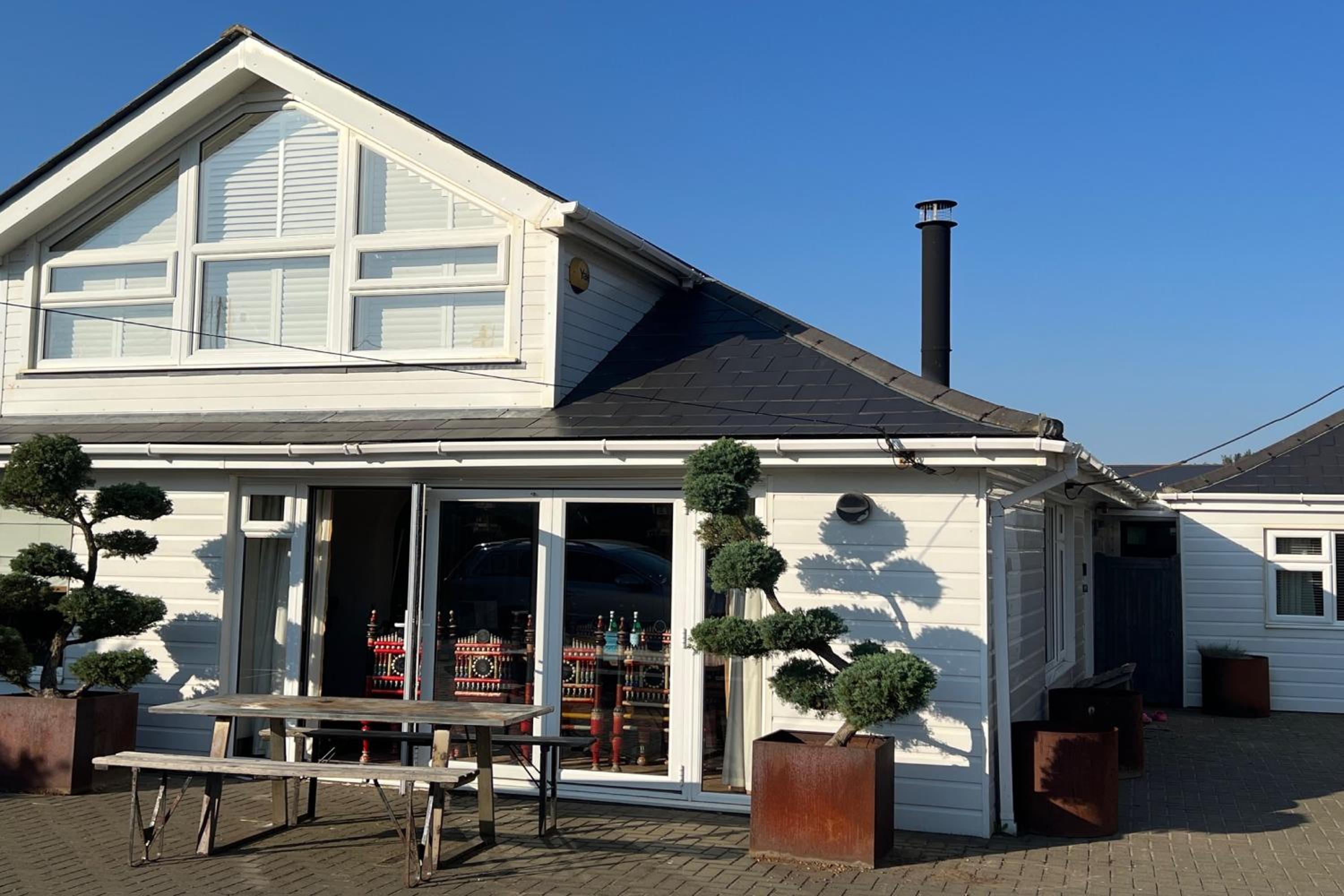 Villa photo 2