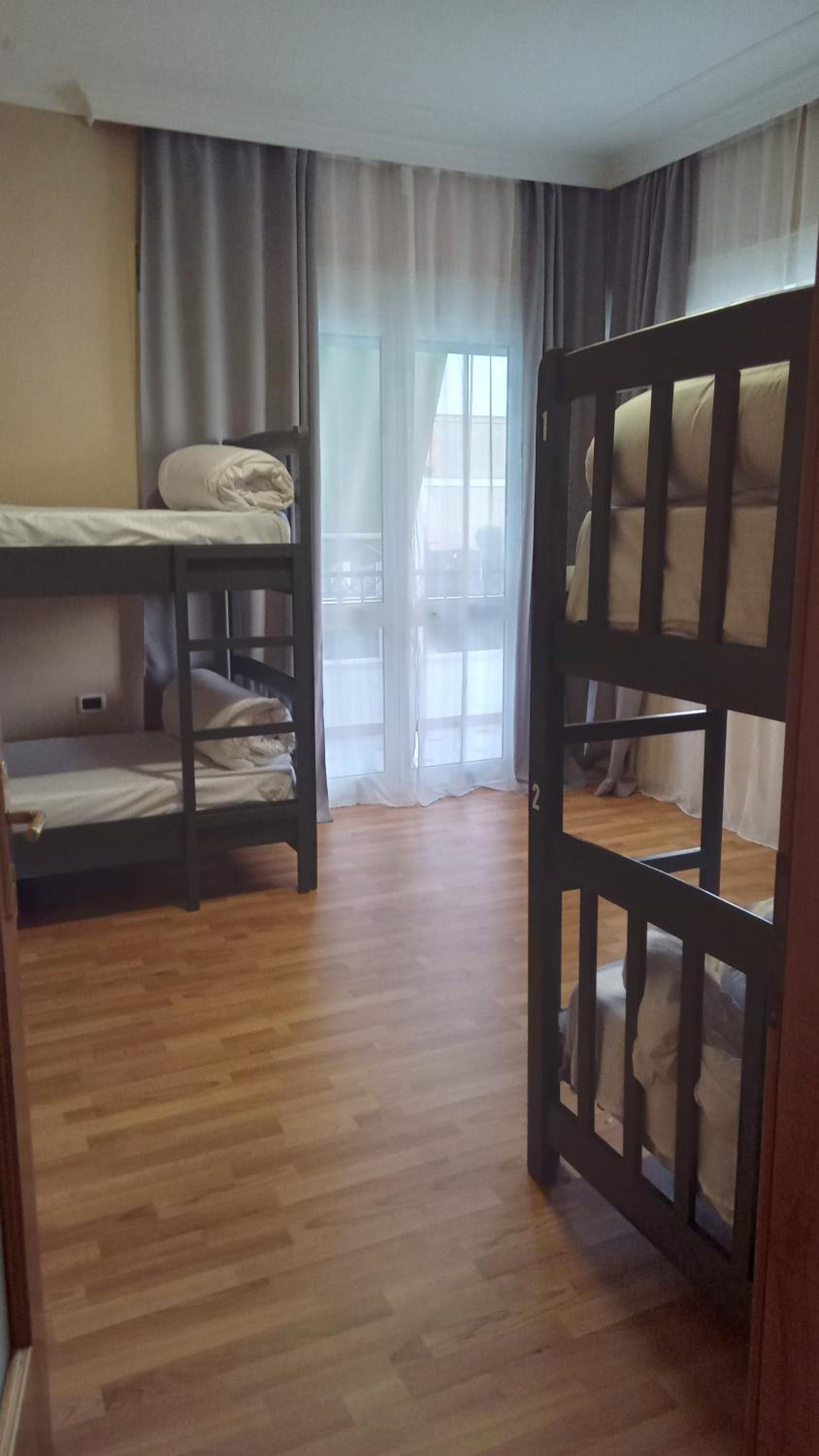 Bed in 4-Bed Mixed Dormitory Room photo 1