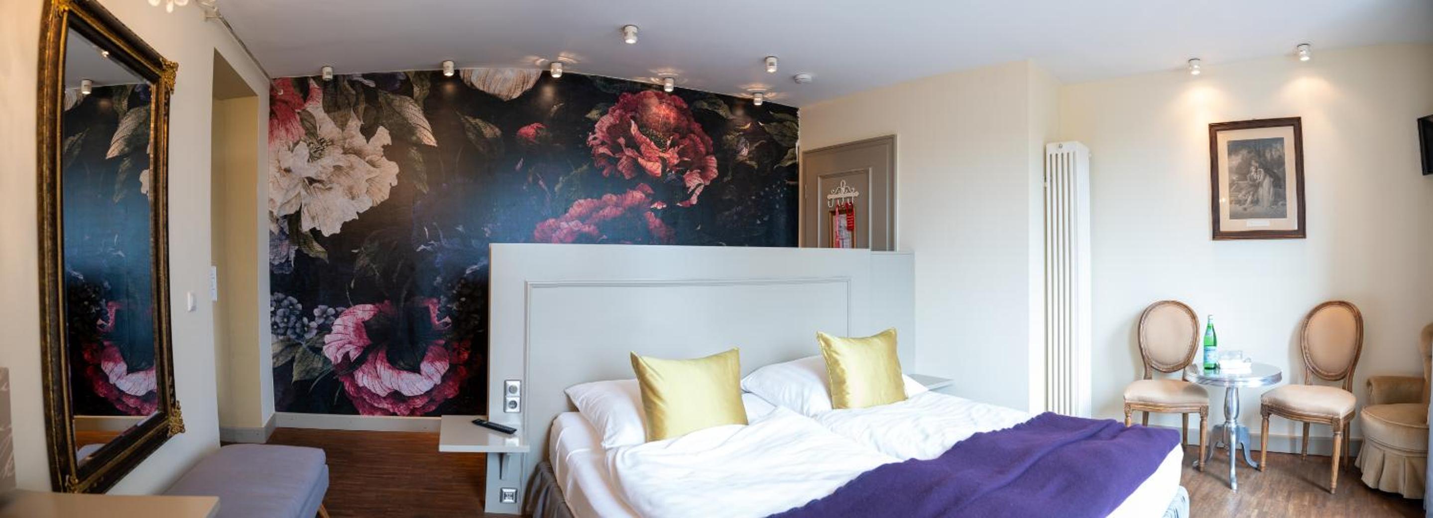 Suite with Balcony photo 3
