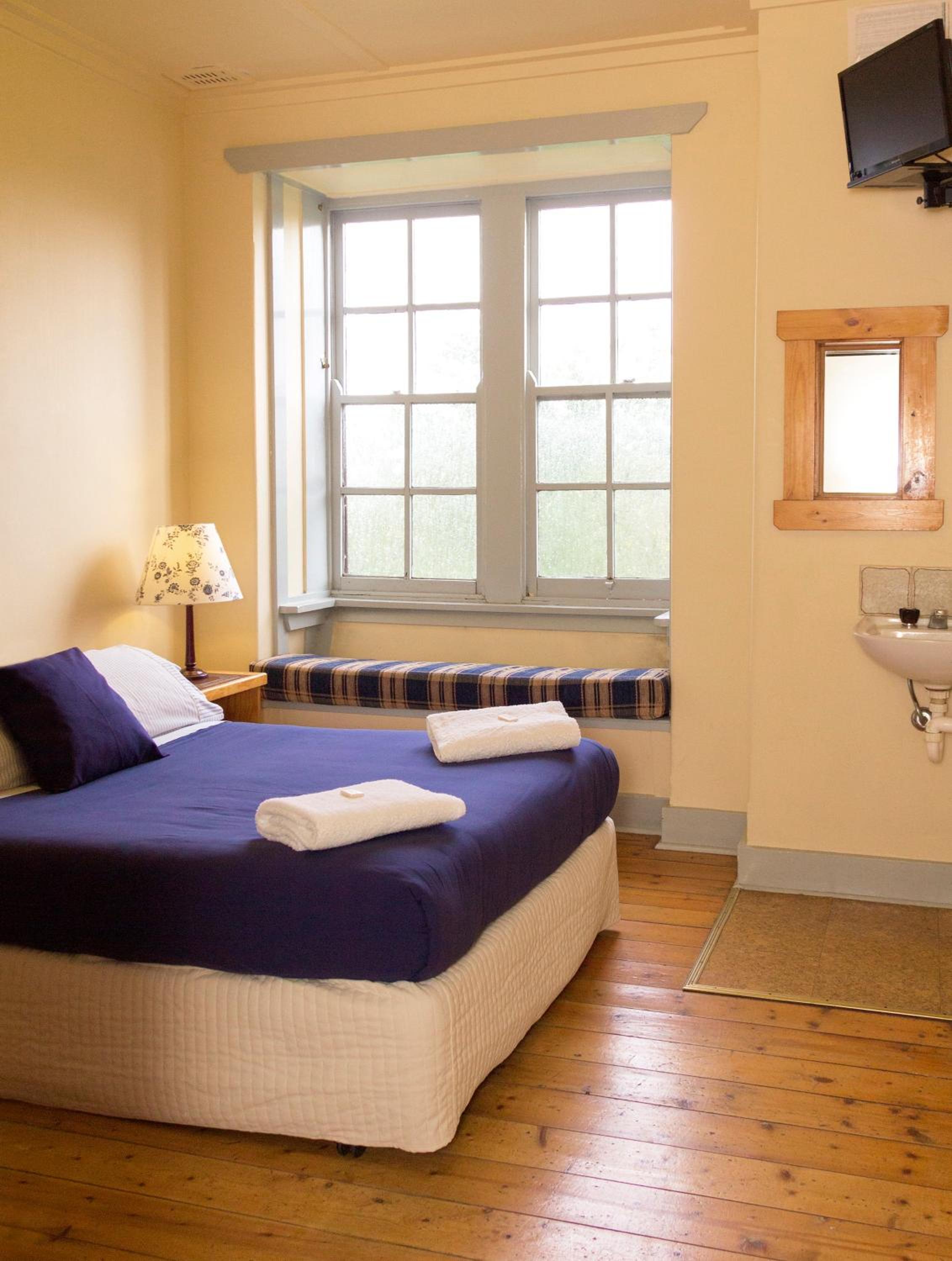 Standard Double Room - Photo 3