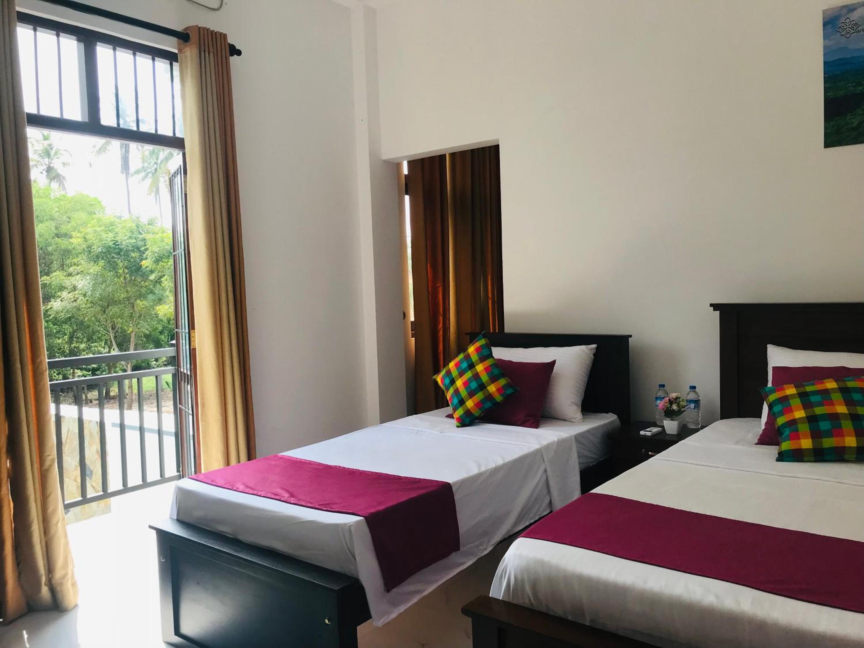 Deluxe Twin Room photo 1