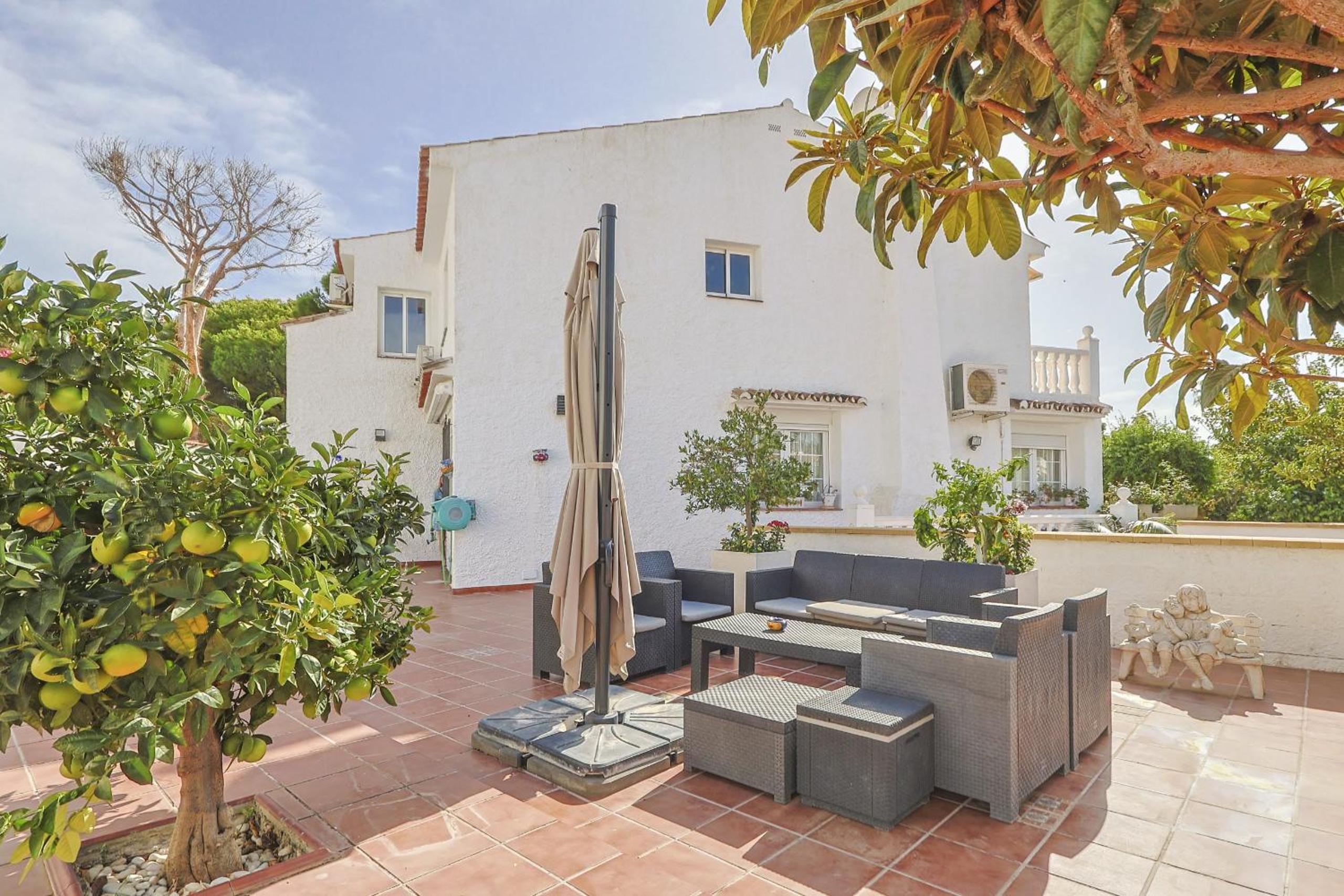 Villa with Private Pool photo 2