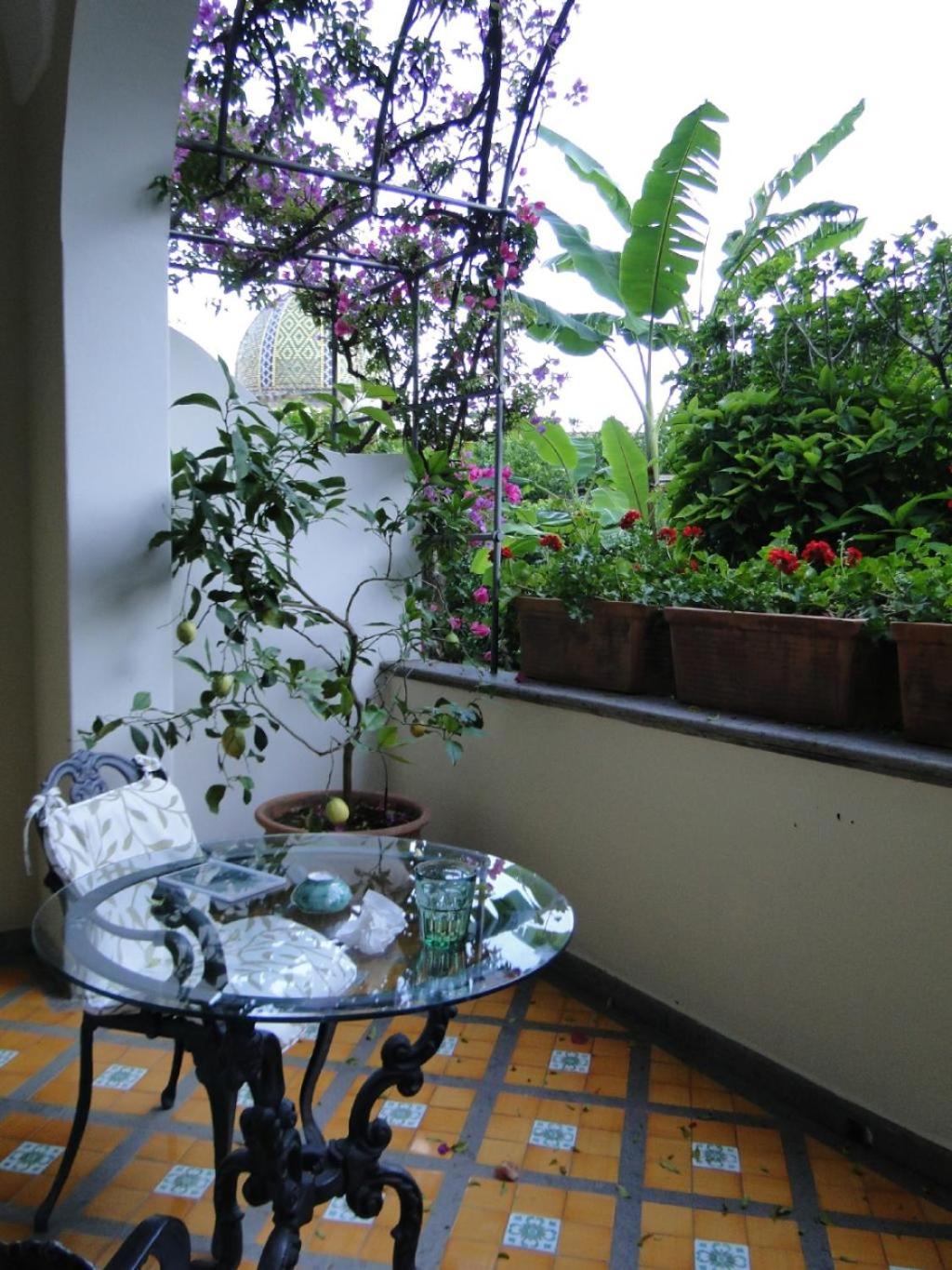 Double or Twin Room with Garden View - Photo 2