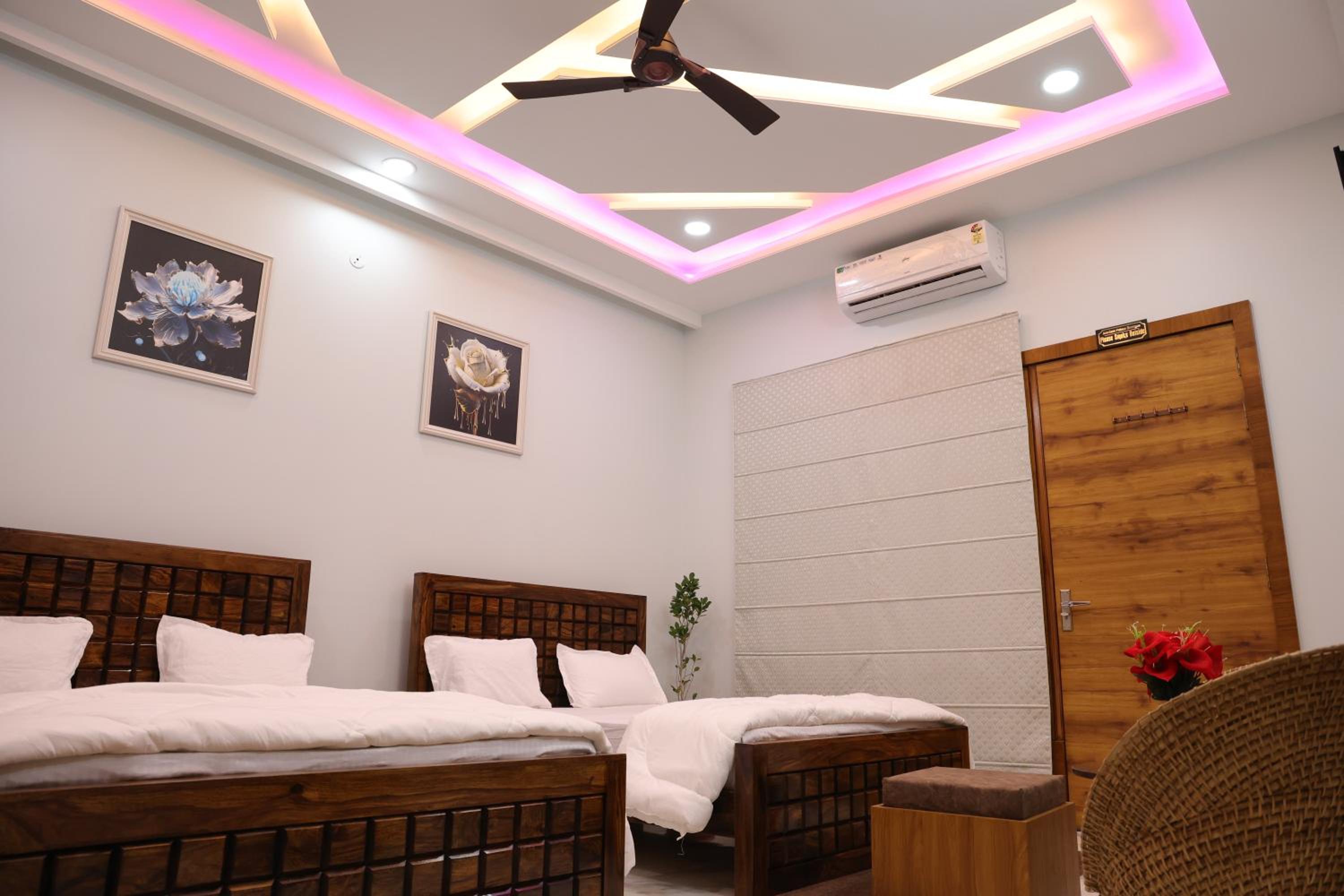 Junior Suite with Balcony photo 3