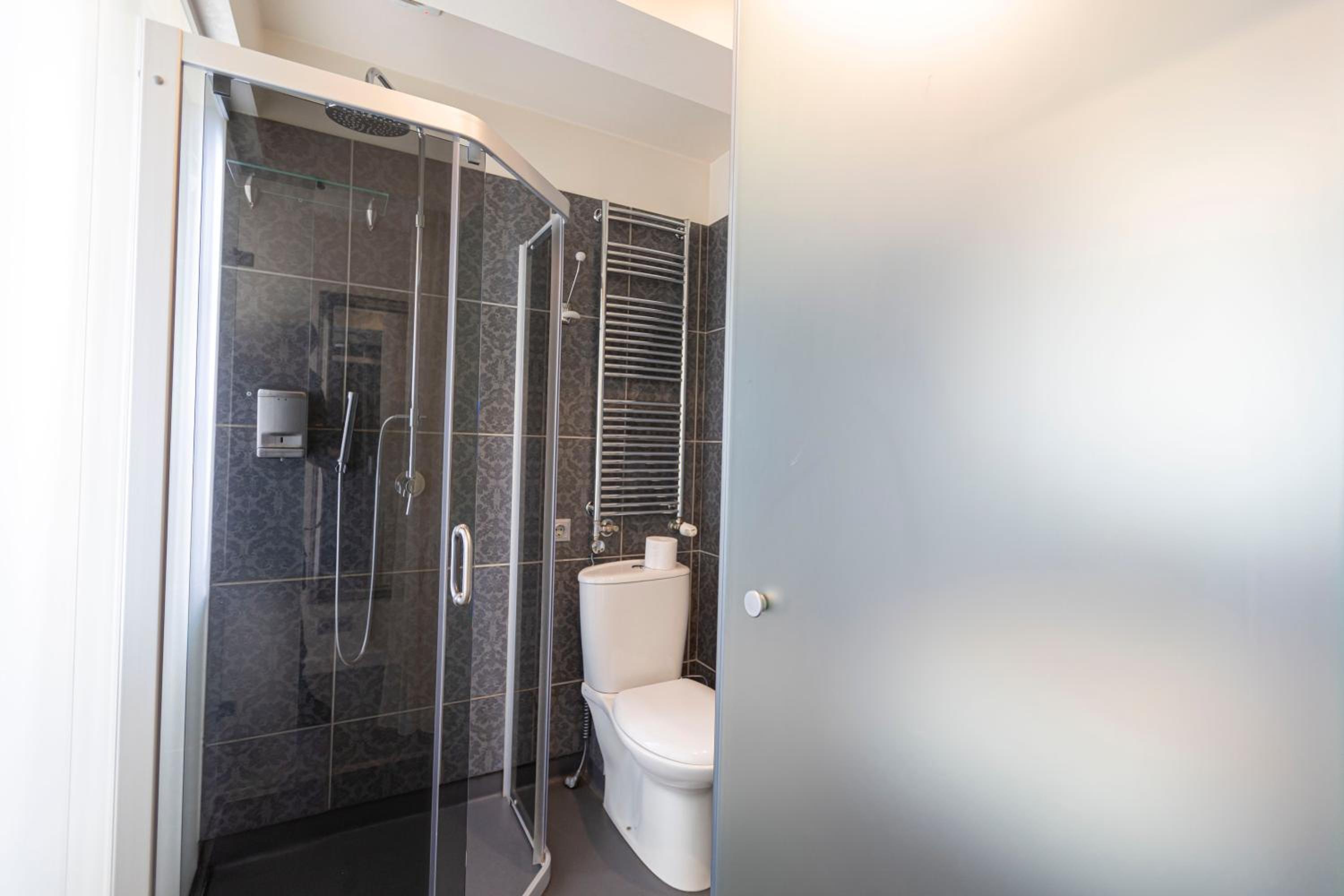Design Double Room - Photo 14