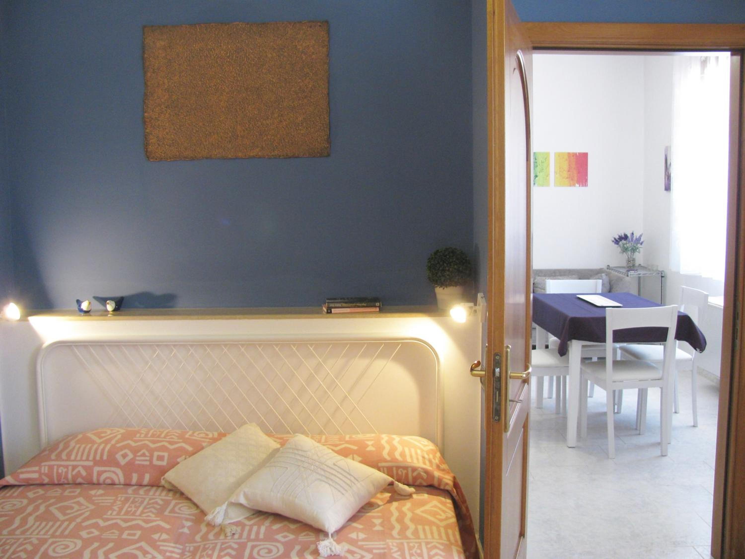 One-Bedroom Apartment photo 3