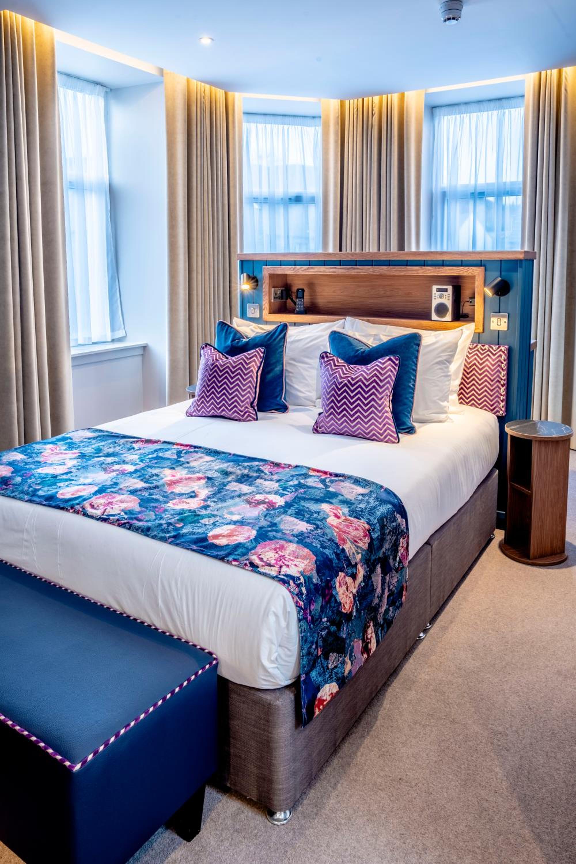 Deluxe King Room