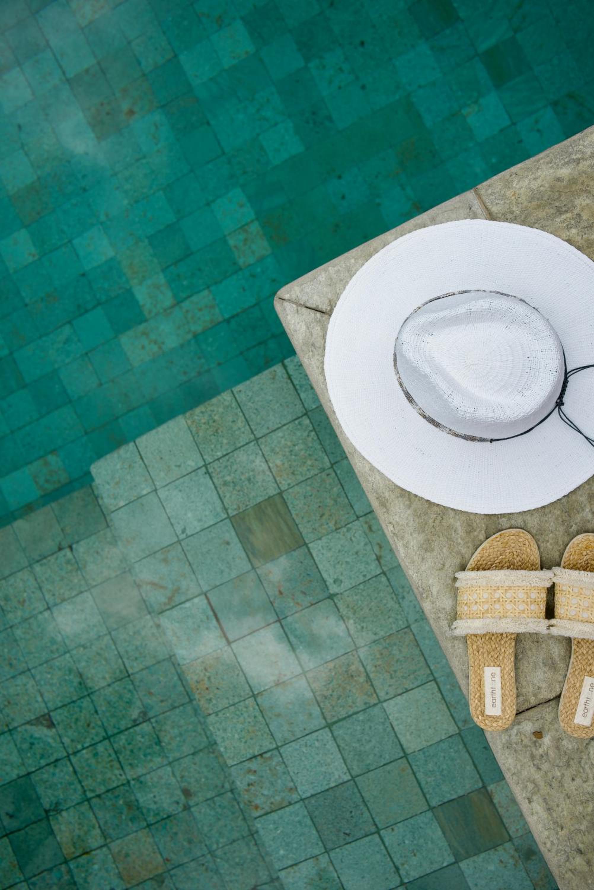 Beachfront 2 Bedroom Private Pool Villa - Photo 3