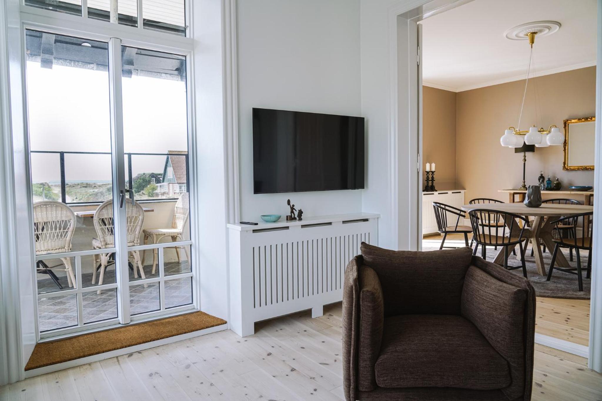 Two-Bedroom Deluxe Apartment With Balcony photo 1