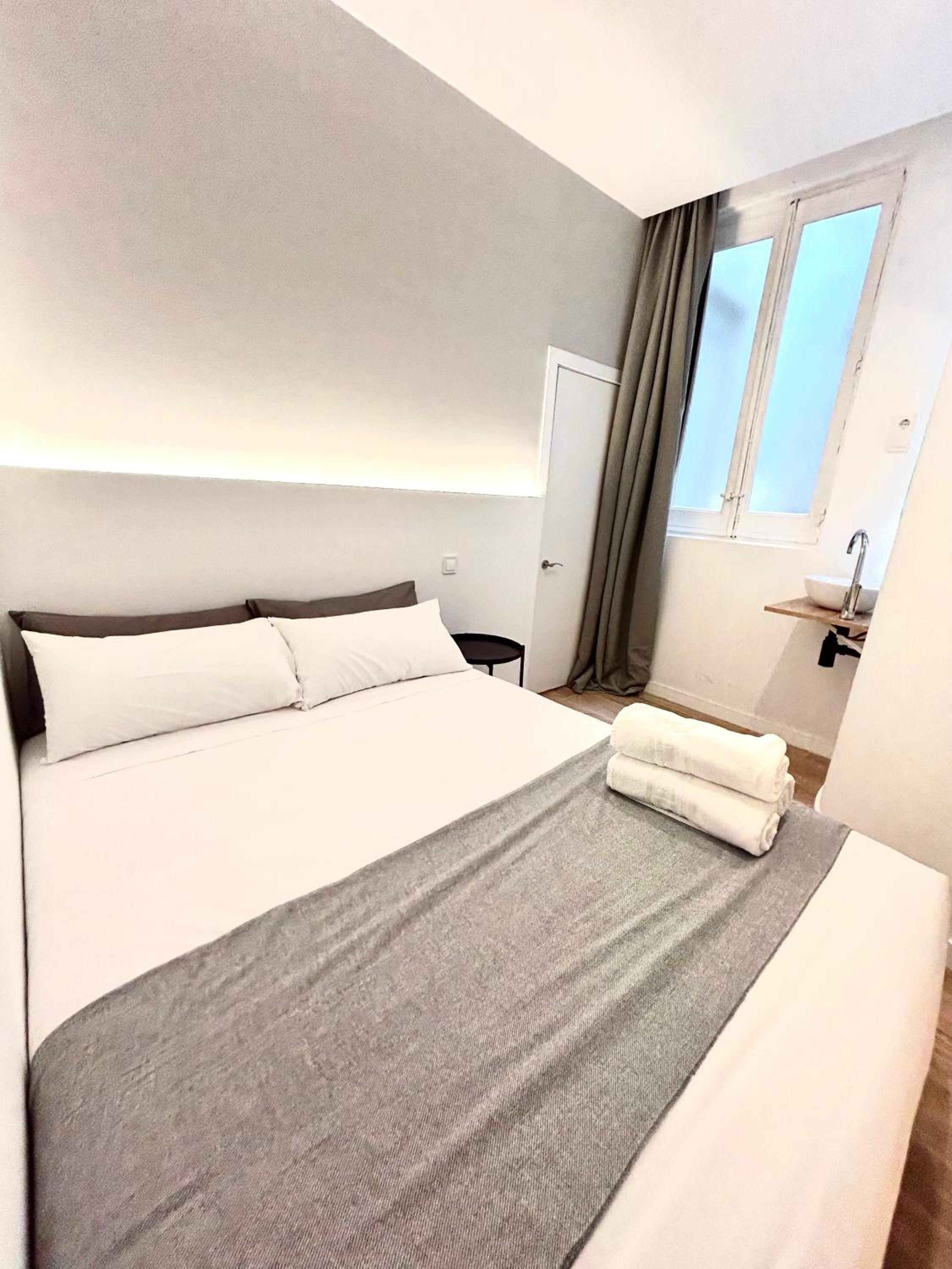 Habitación Doble con Baño Privado