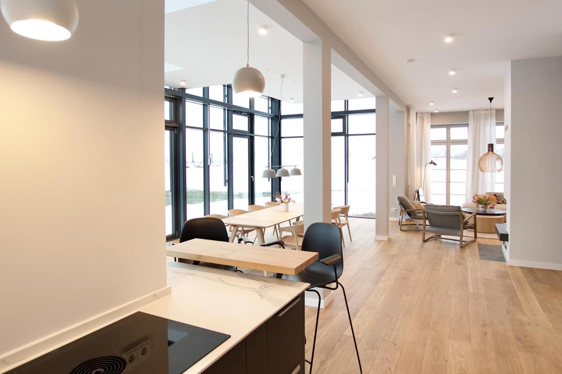 Deluxe One-Bedroom Apartment with Ocean View photo 1