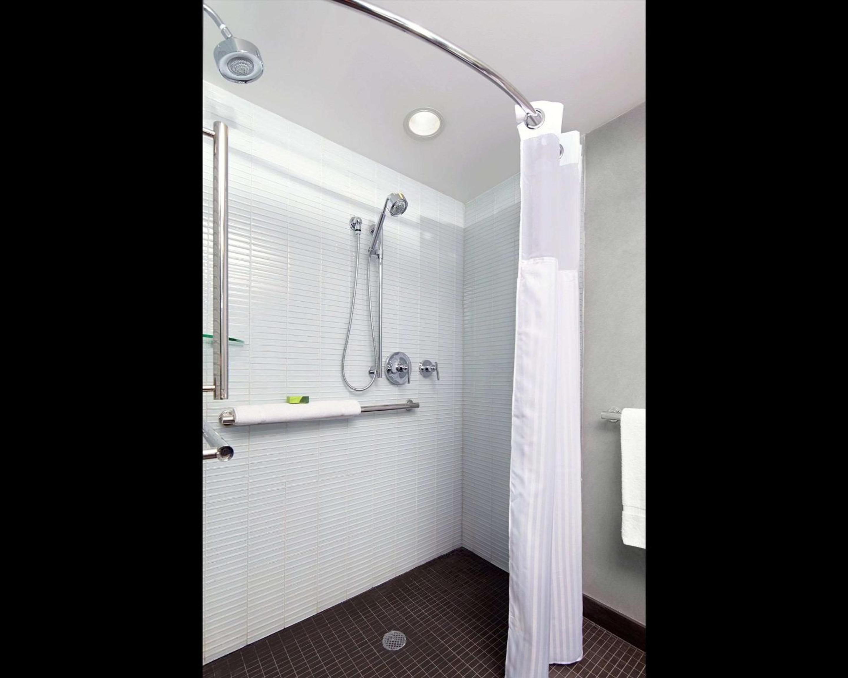 King Room - Disability Access
