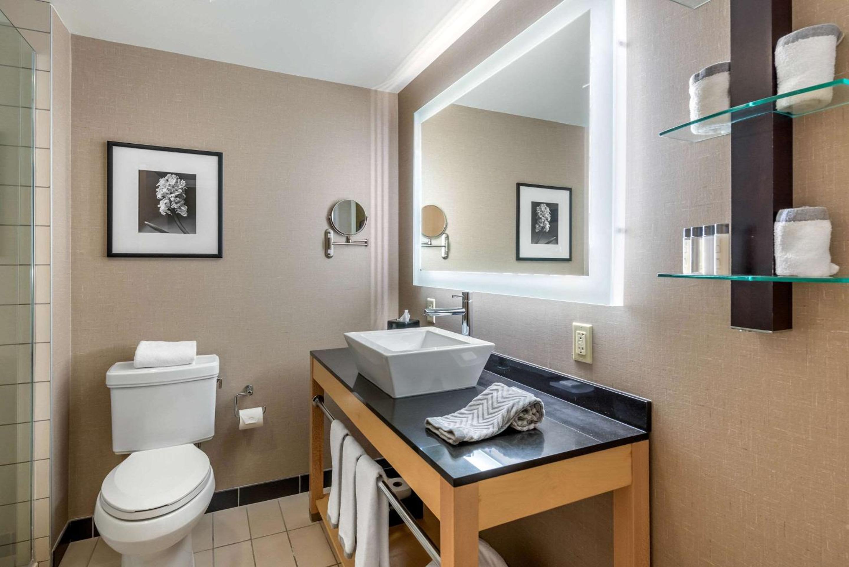 King Room with Two King Beds and Roll-in-Shower - Accessible/Non-Smoking