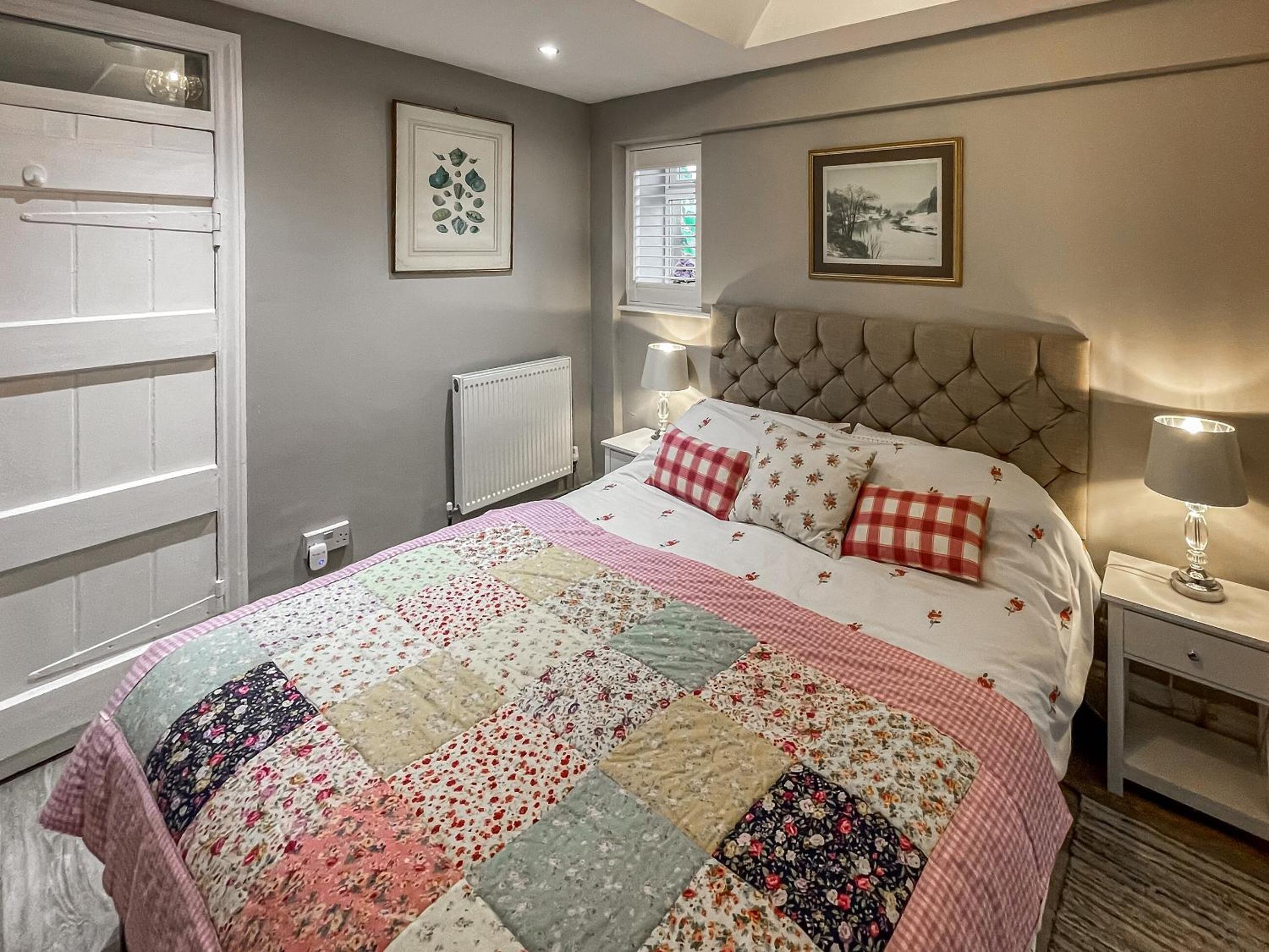One-Bedroom Holiday Home