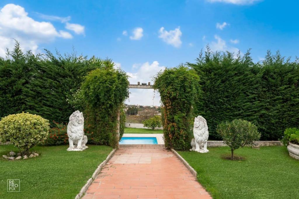 Villa with Private Pool photo 2