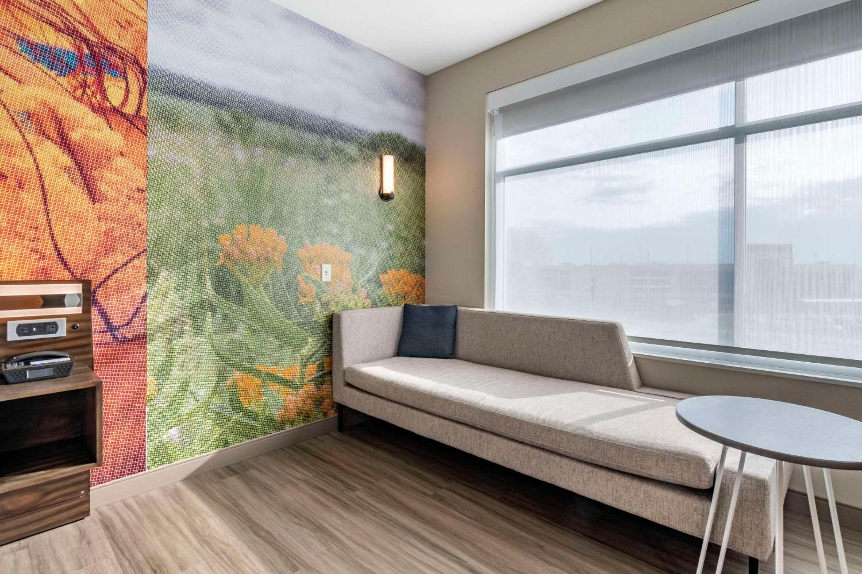 King Room - Disability Access/Non-Smoking - Photo 3
