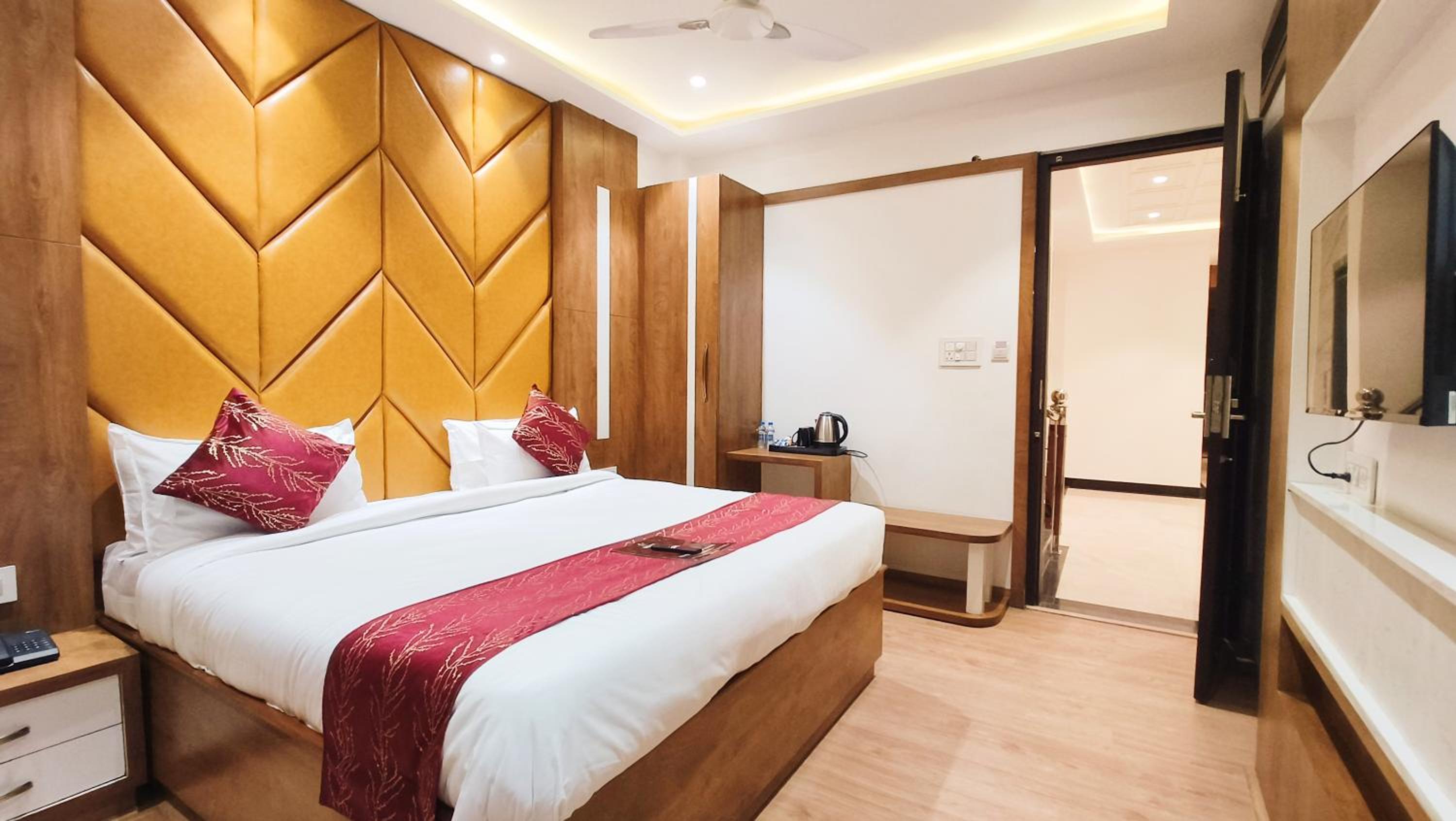 Suite with City View
