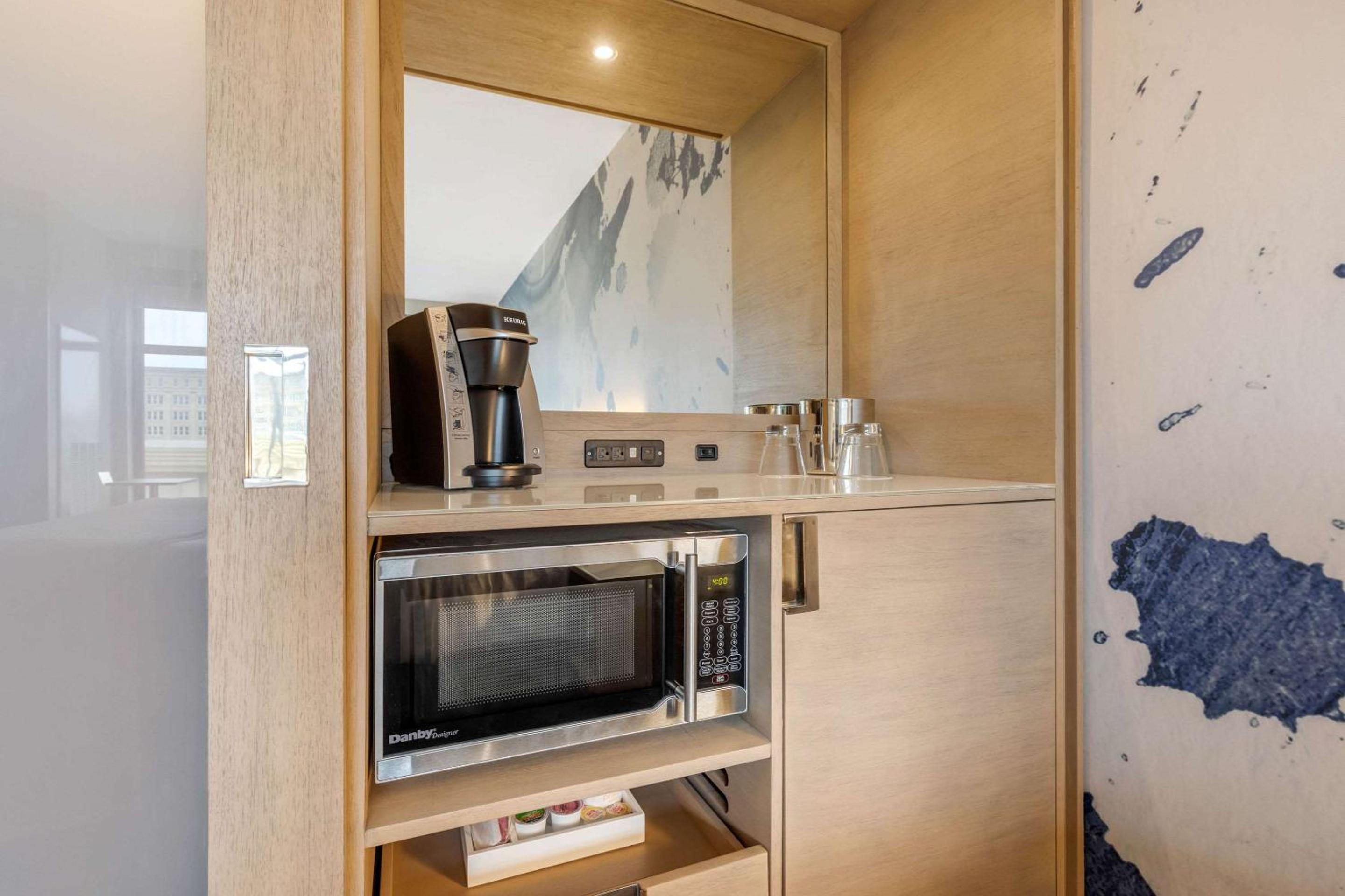 King Room - Disability Access/Non-Smoking - Photo 4