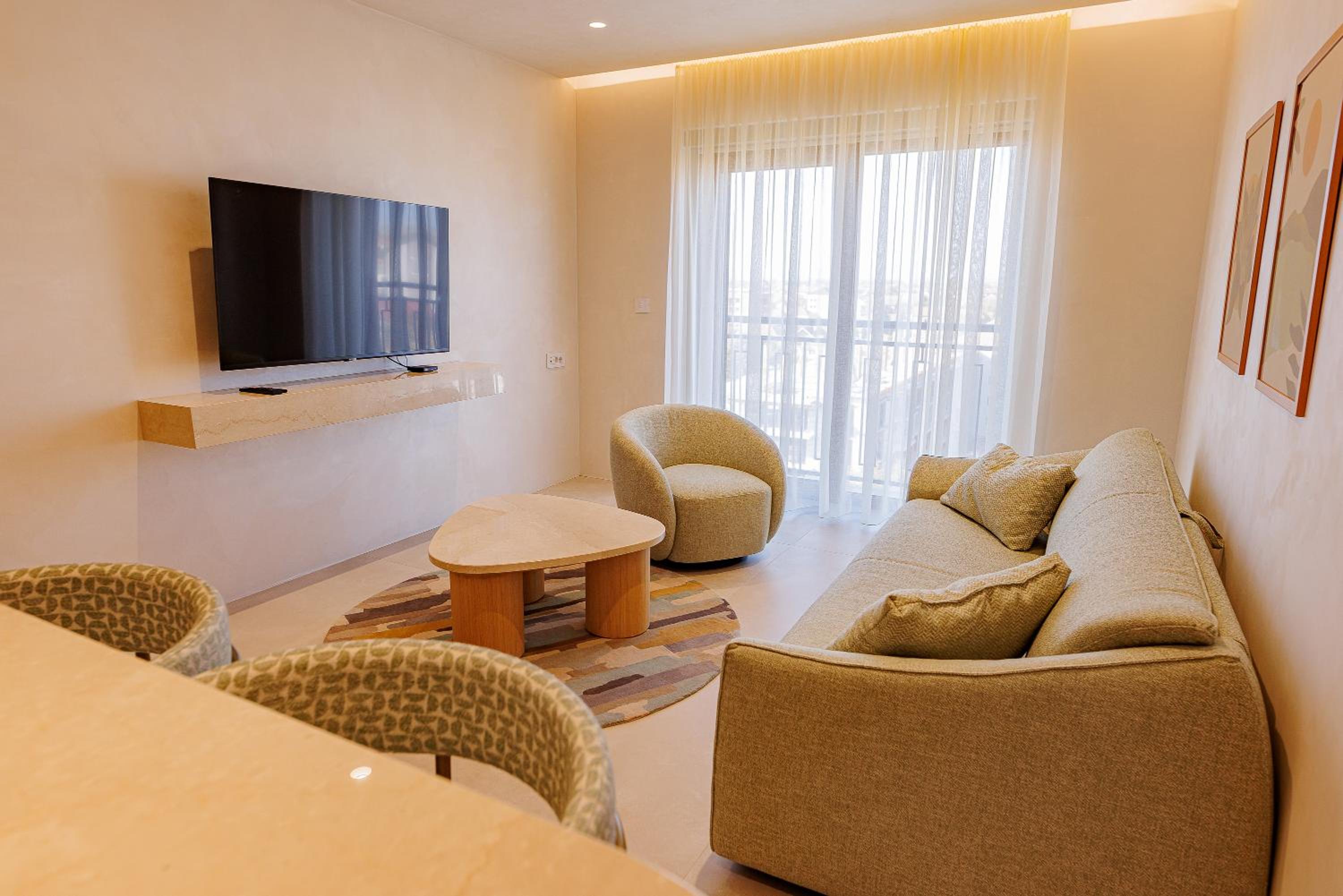 One-Bedroom Deluxe Apartment with Complimentary Spa Access photo 3