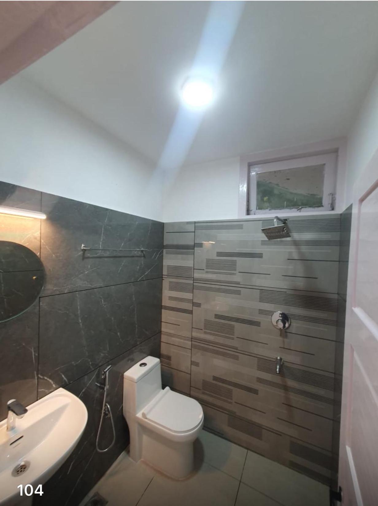 Deluxe Double Room with Balcony photo 2