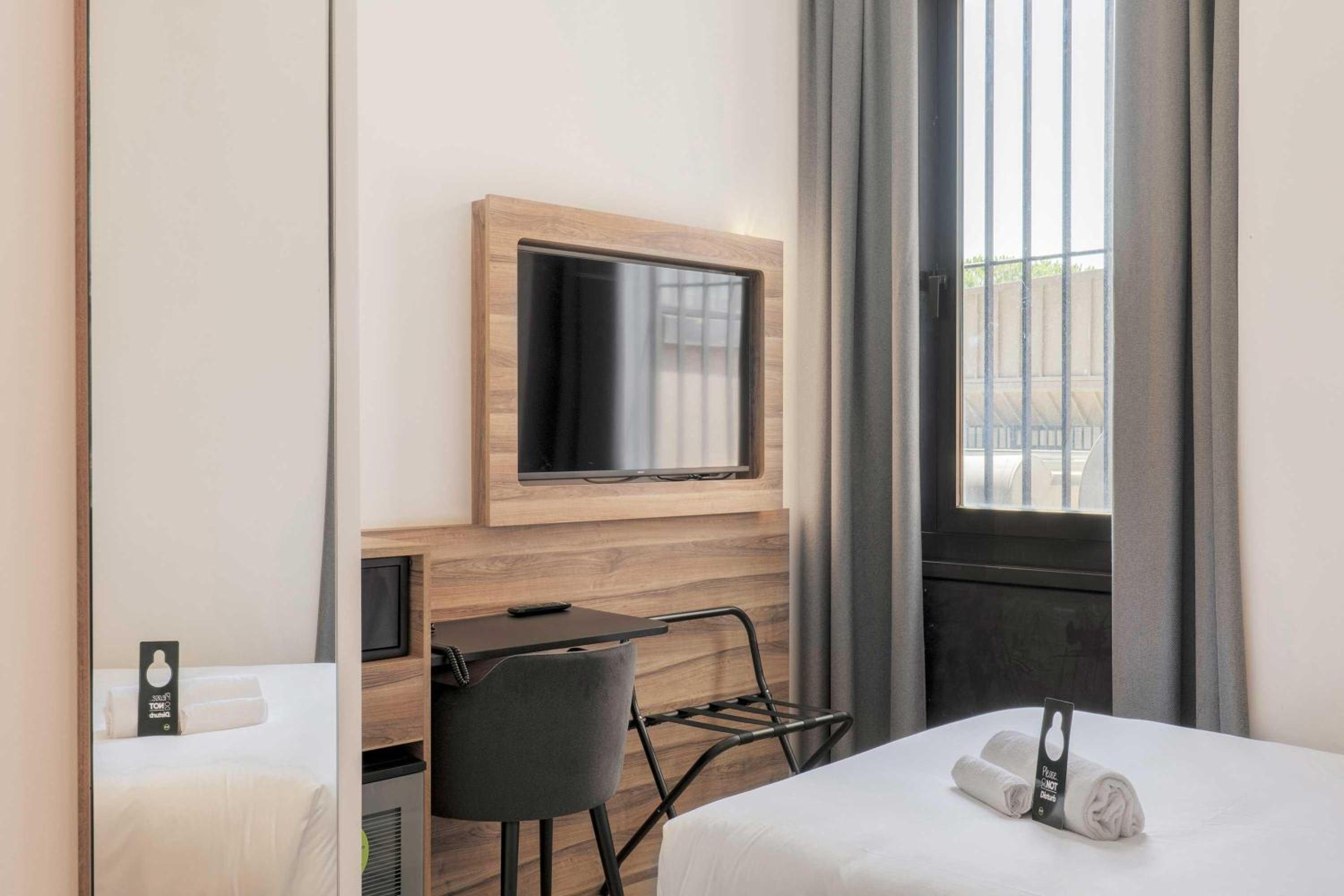 Single Room photo 2