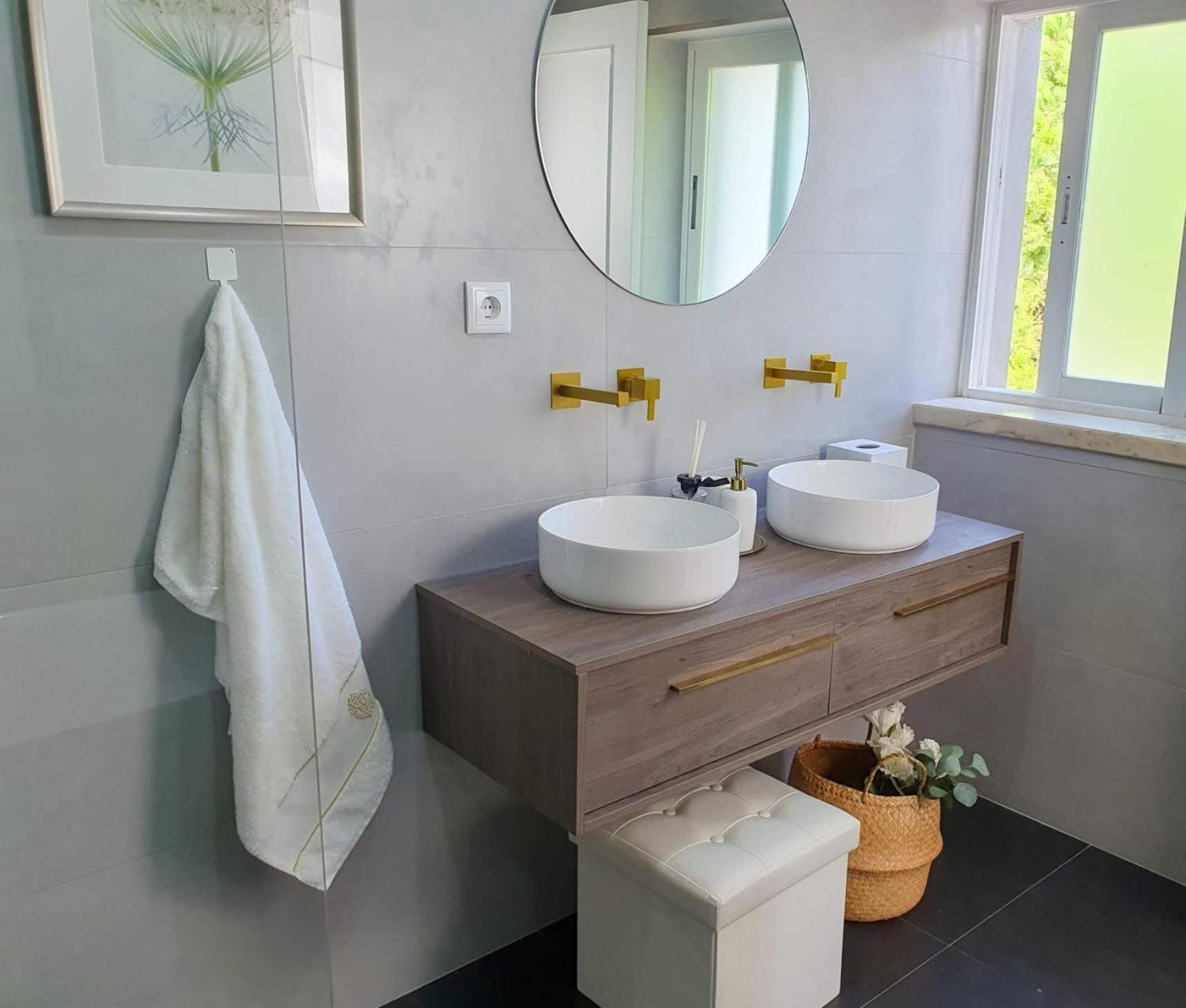 Three-Bedroom House photo 2