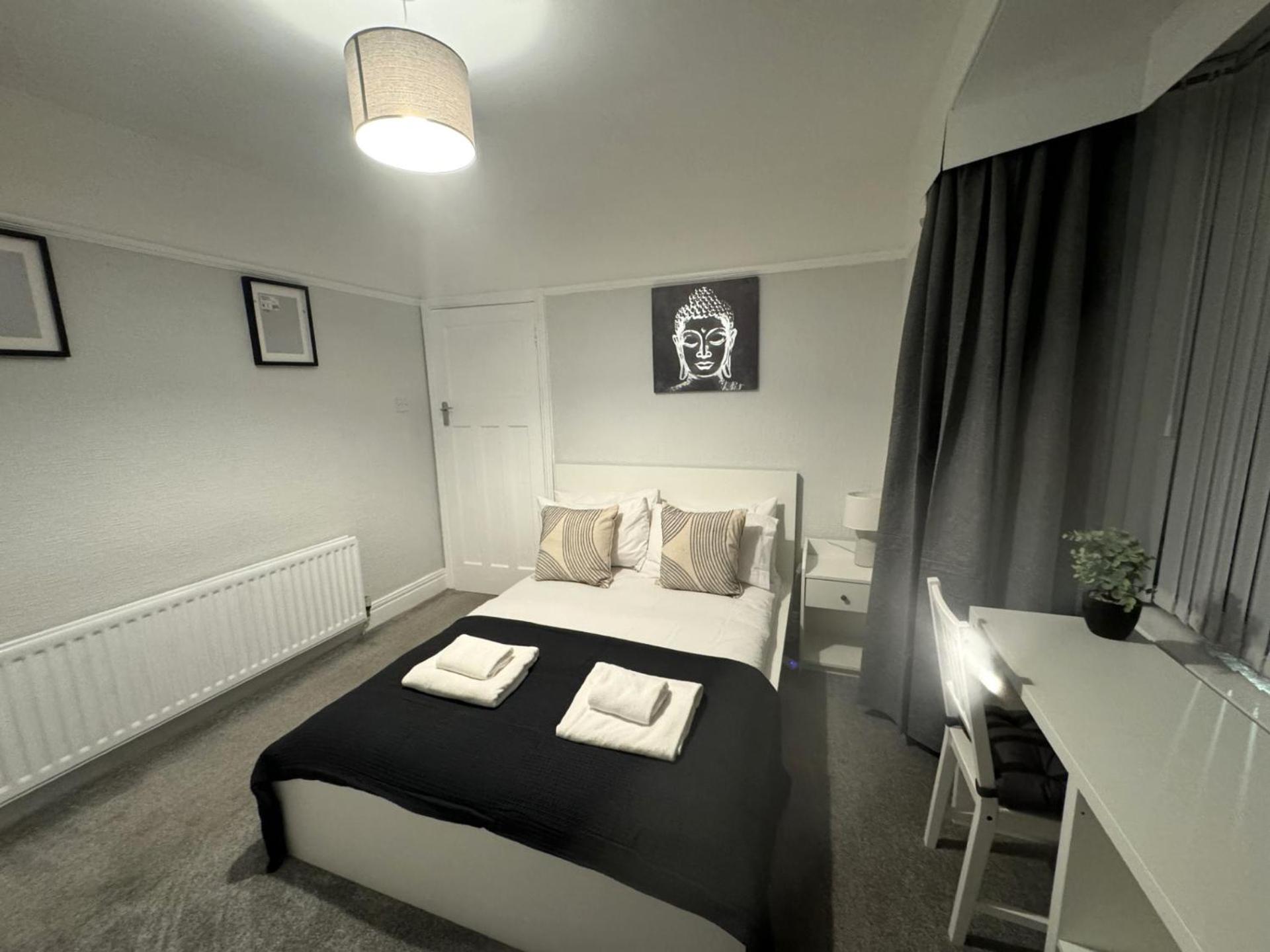 Apartment photo 1