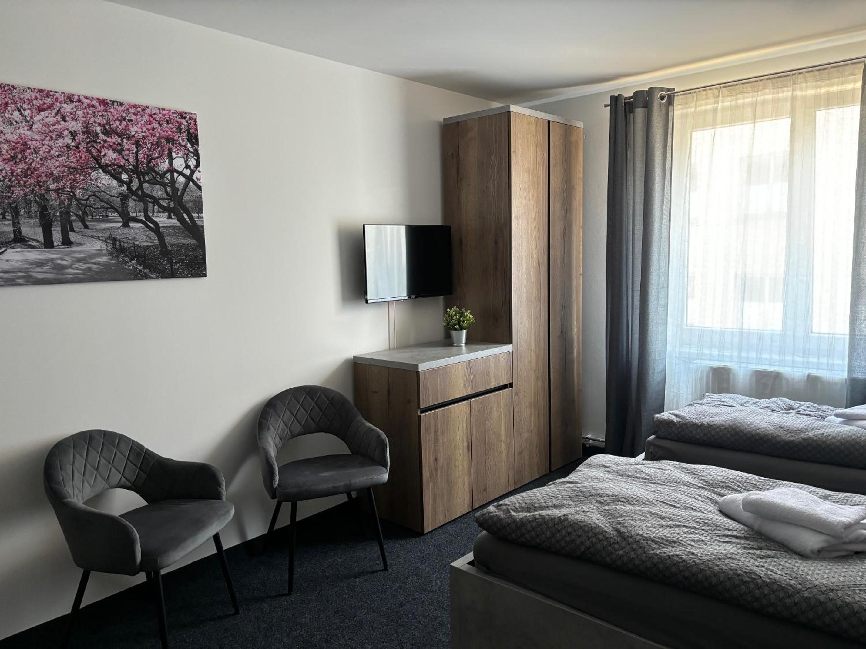 Studio Apartment photo 1
