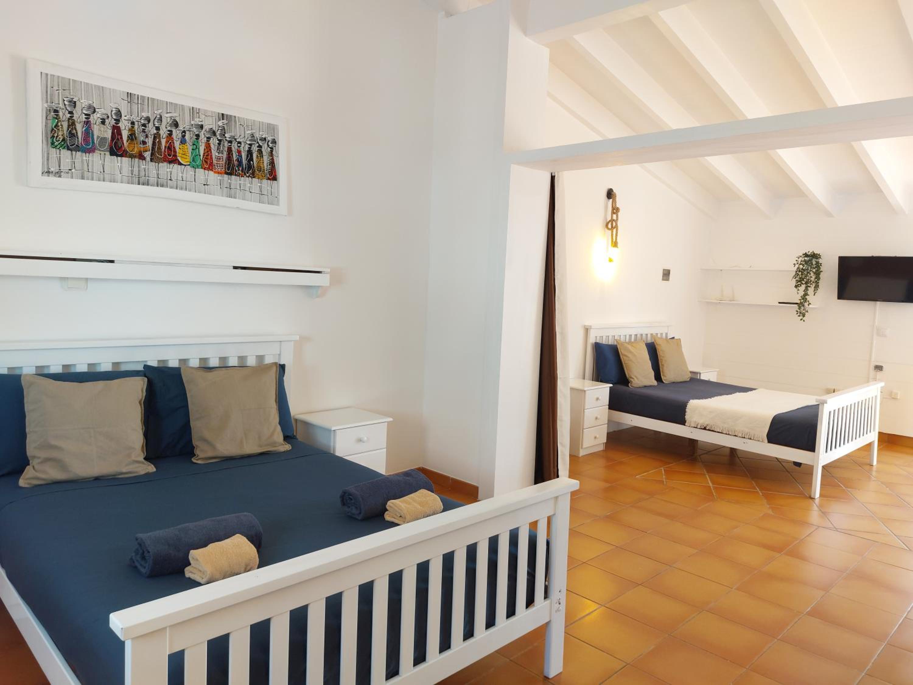 Family Room with Sea View photo 2