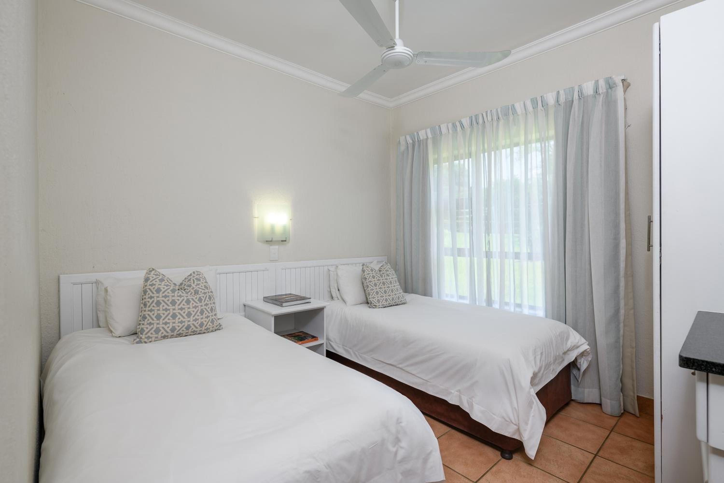 Three Bedroom Apartment with Patio photo 2
