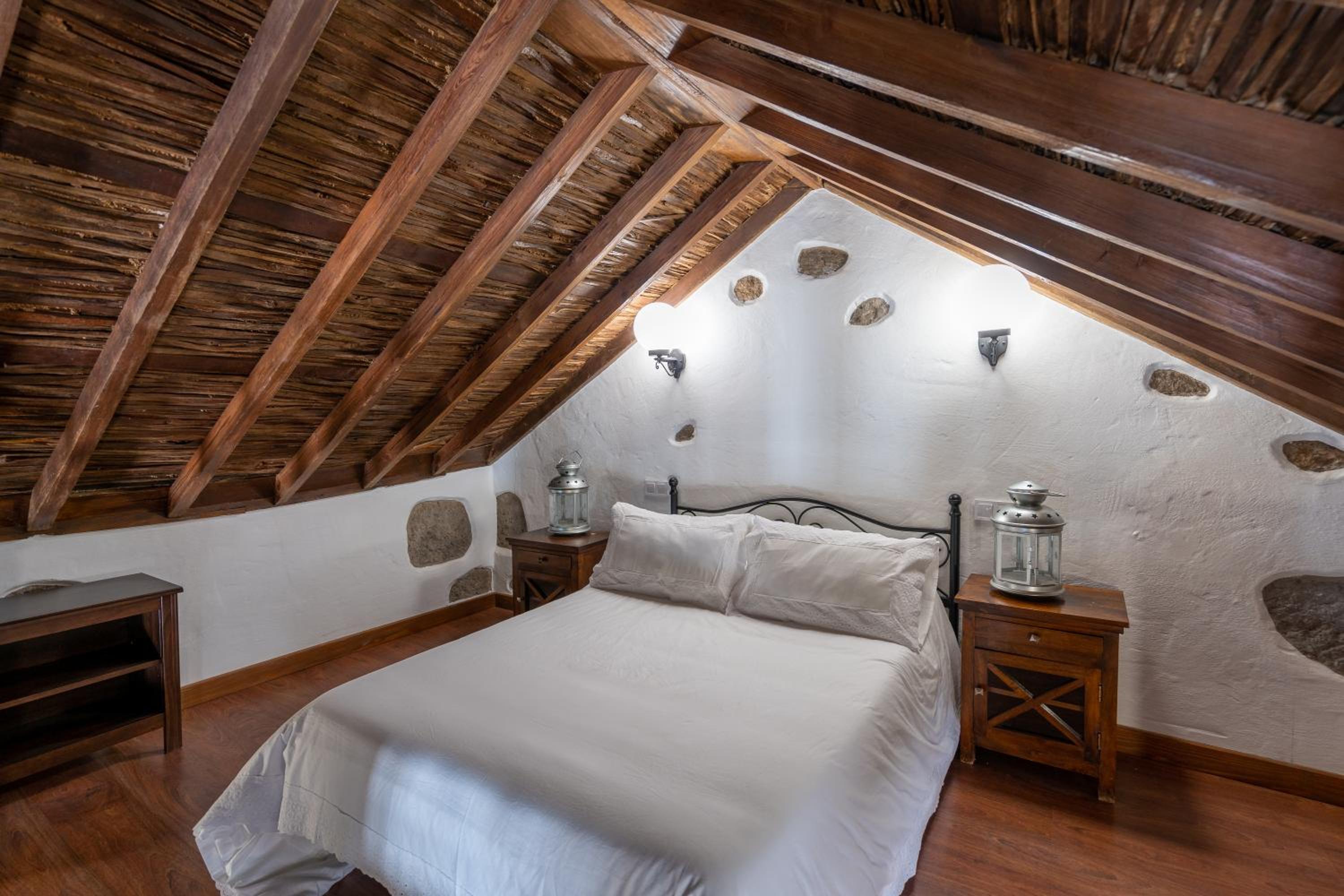 Duplex Apartment - Photo 1